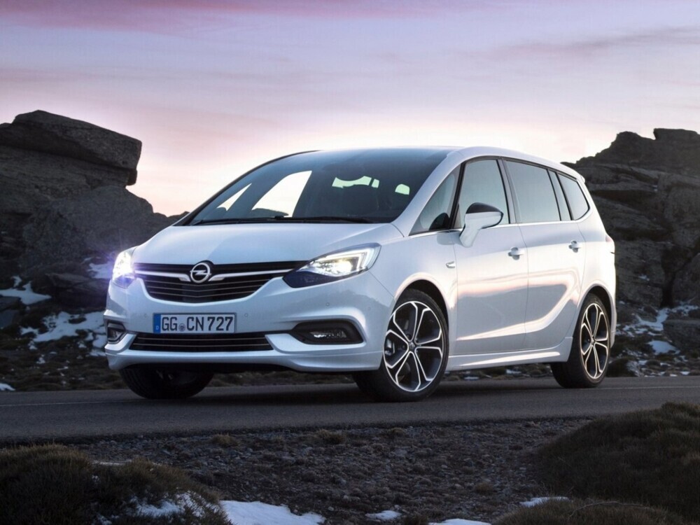 Opel Zafira C · Рестайлинг