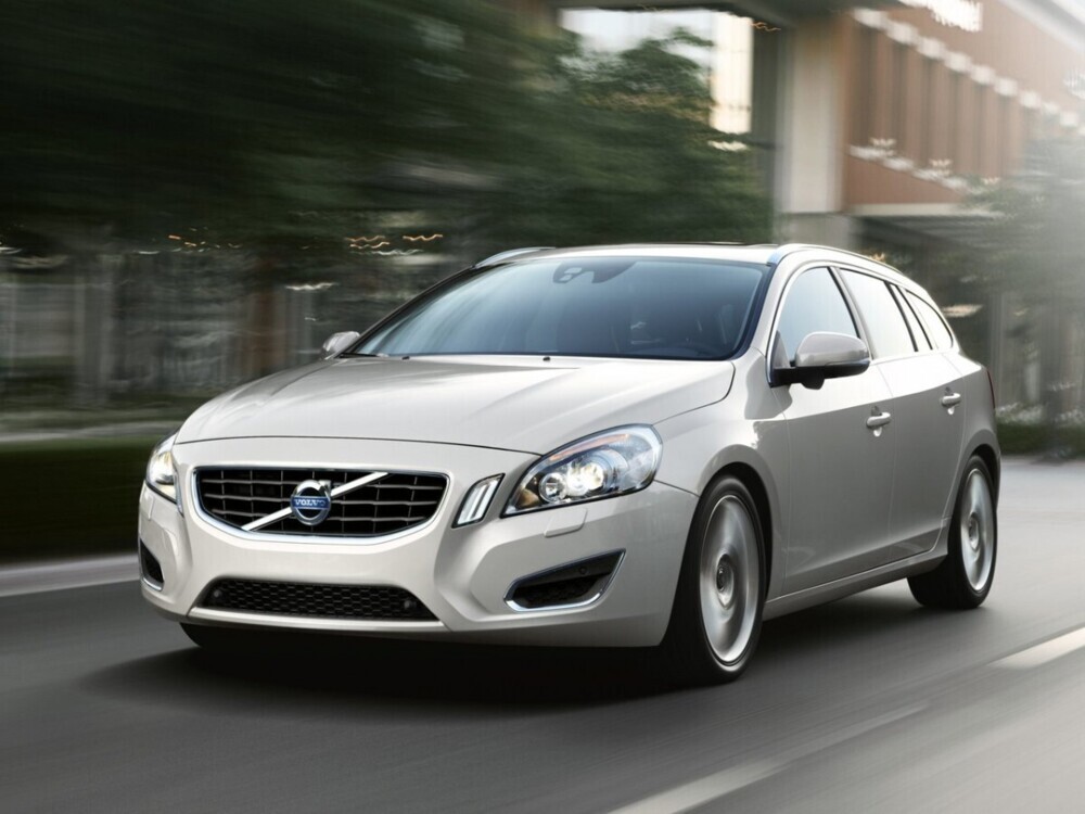 Volvo V60 I