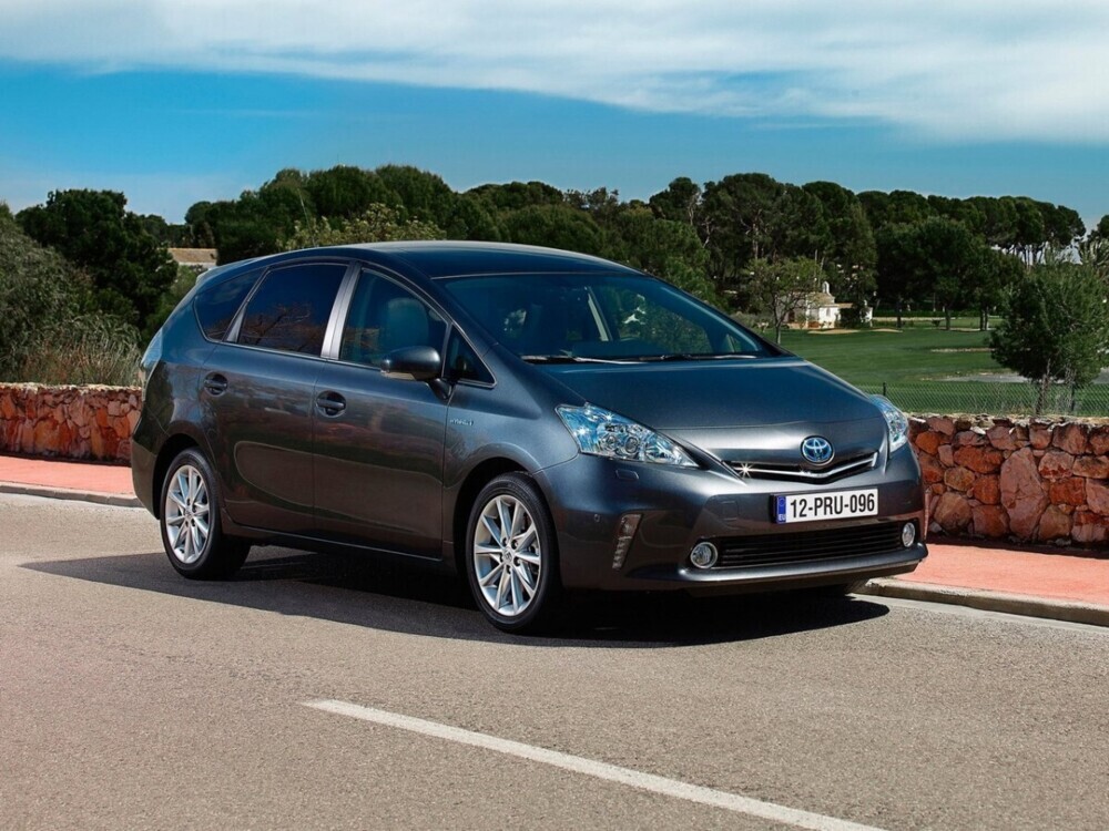 Toyota Prius V(+)