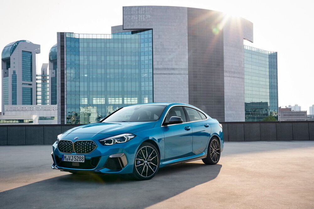 BMW 2 серия F44
