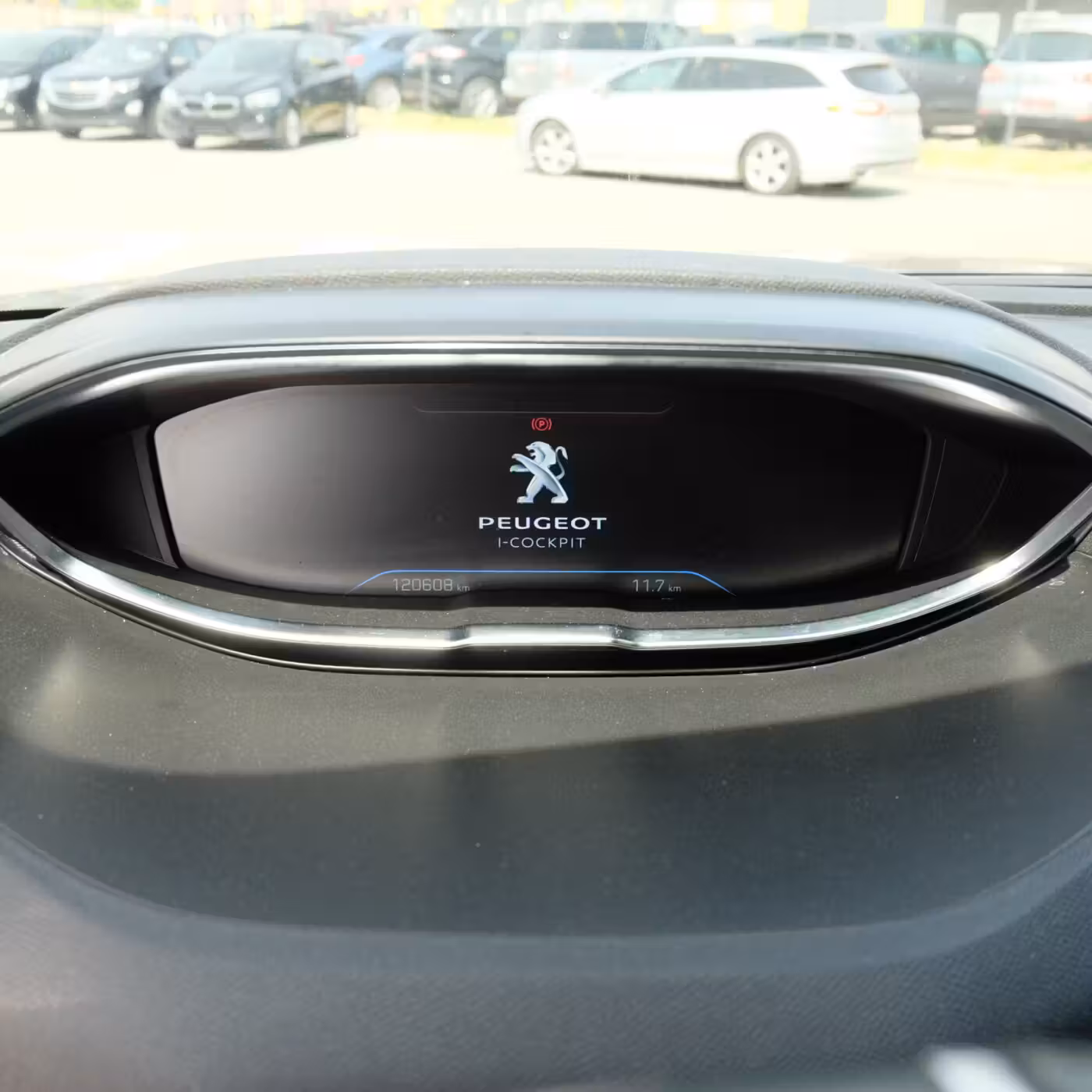 Peugeot 5008 фото 14