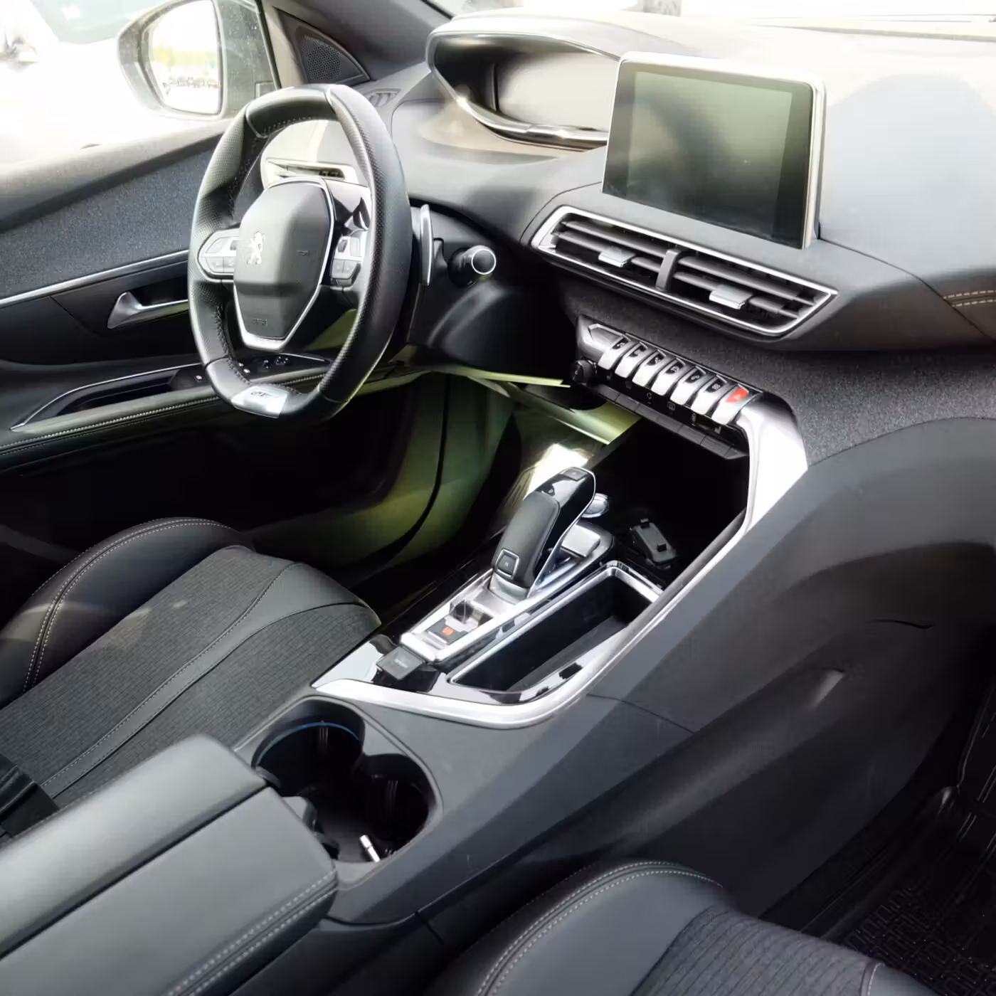 Peugeot 5008 фото 26