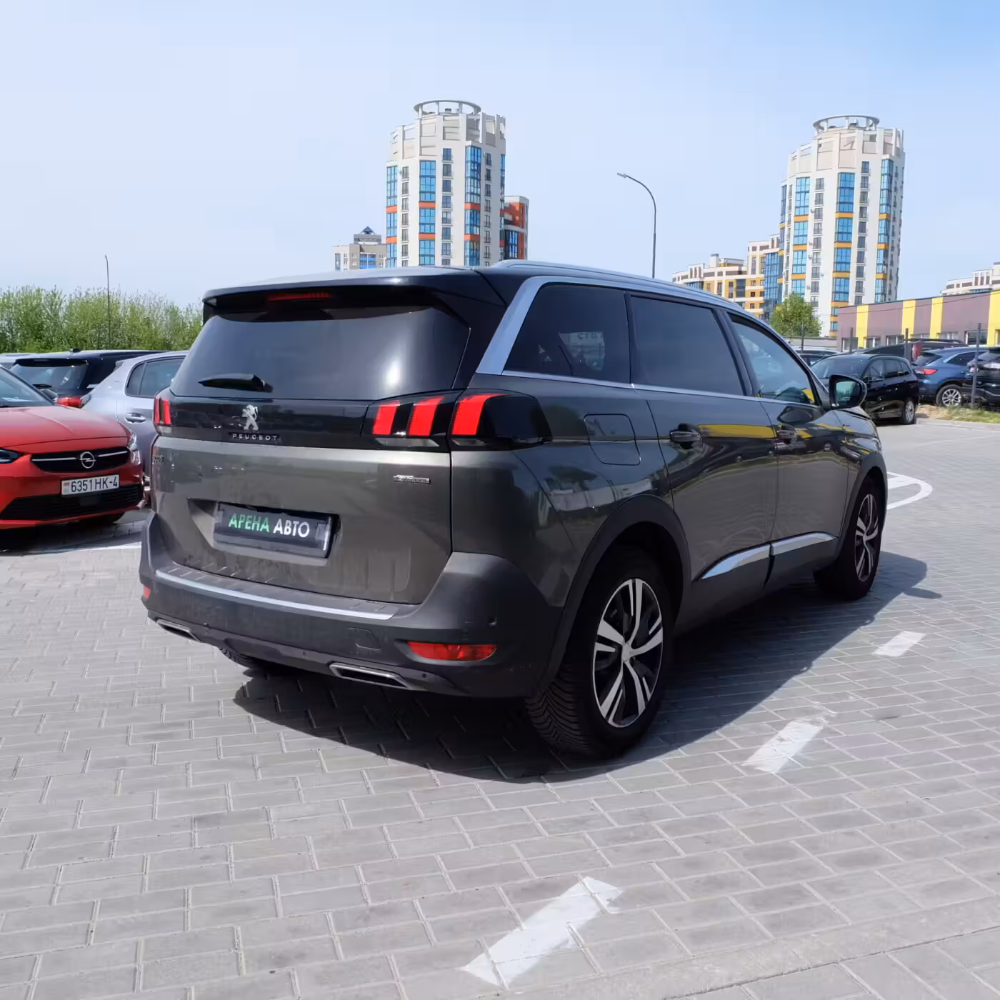 Peugeot 5008 фото 4