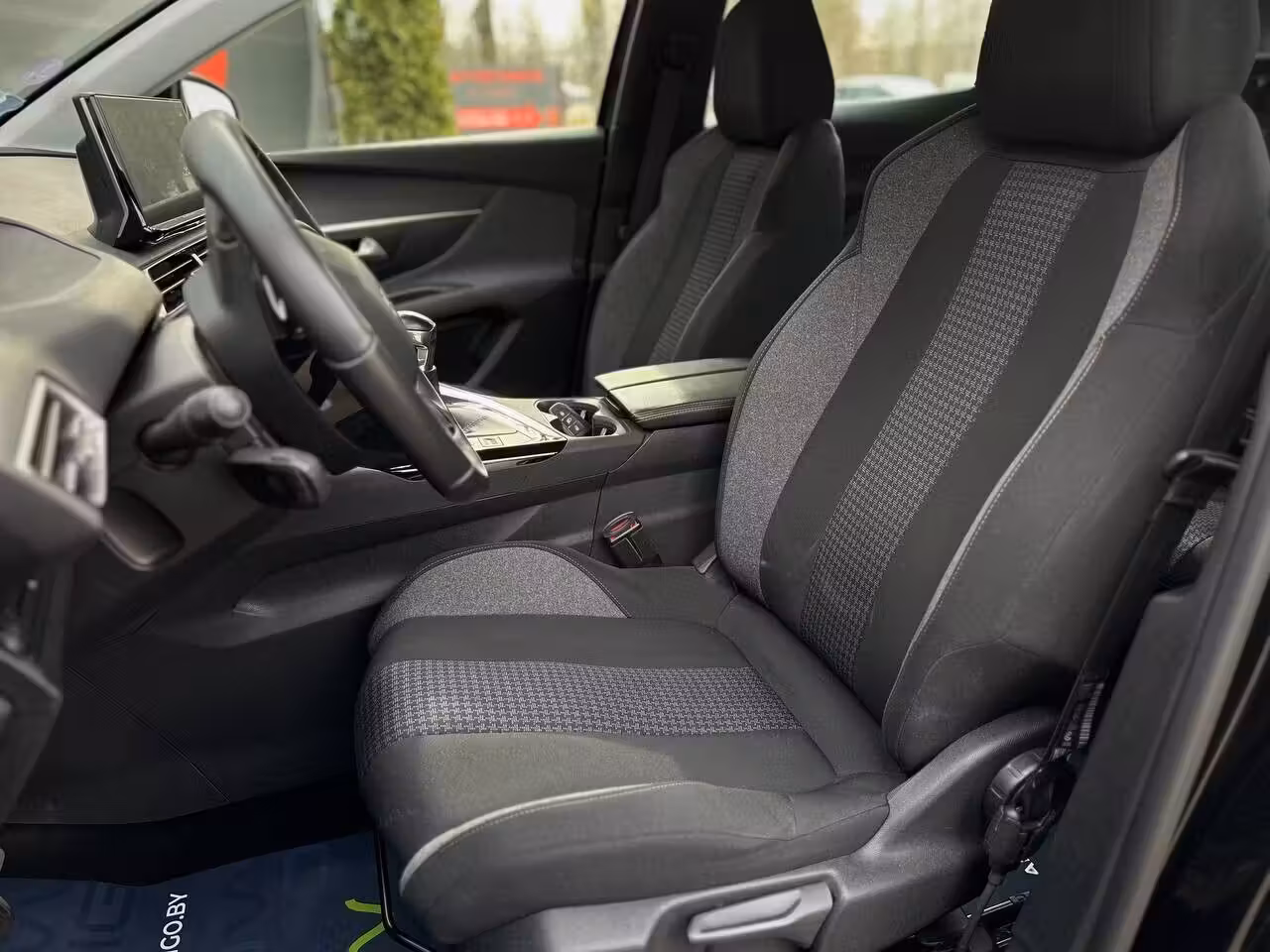 Peugeot 3008 фото 9
