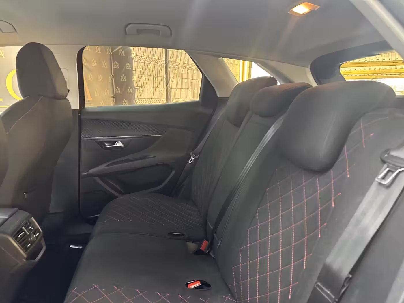 Peugeot 3008 фото 25