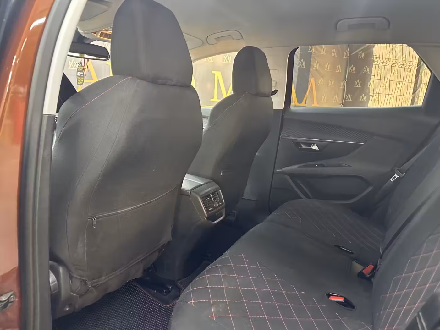 Peugeot 3008 фото 24
