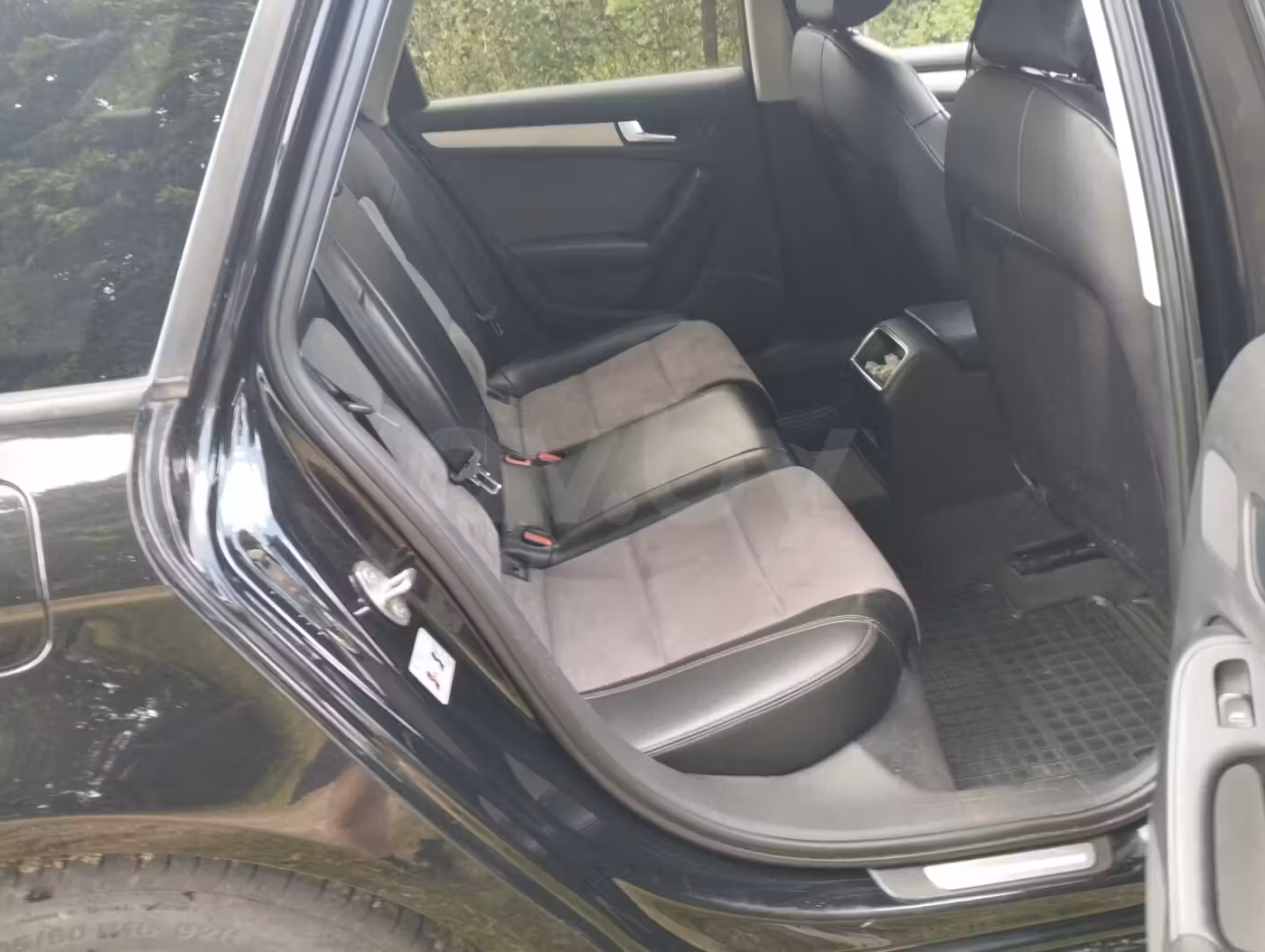 Audi A4 фото 6