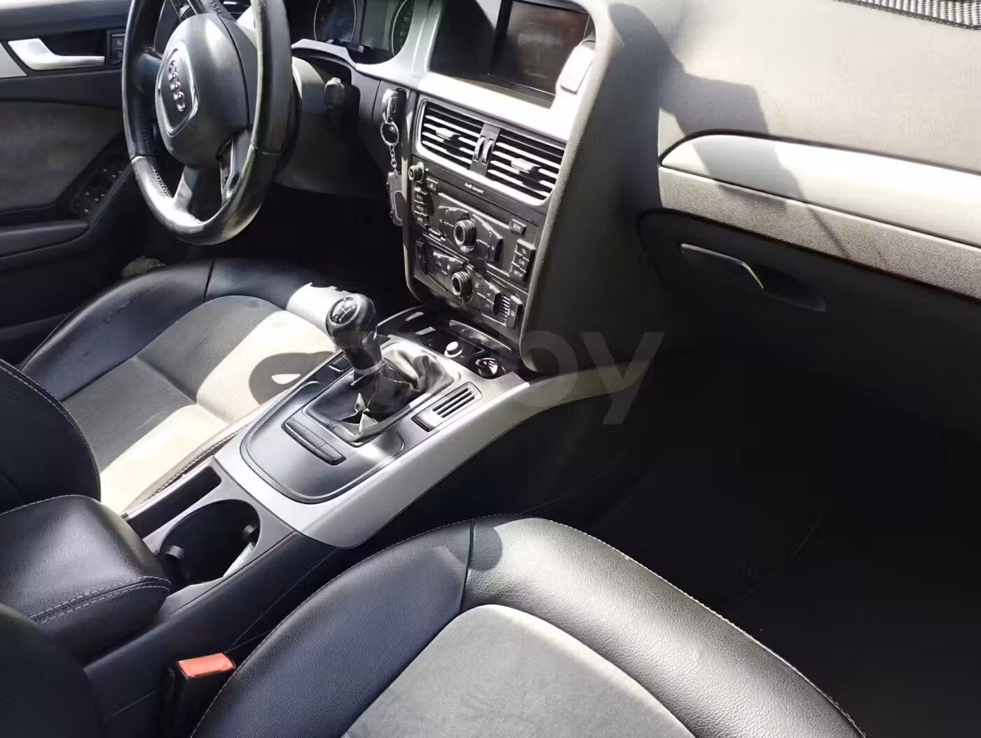 Audi A4 фото 9