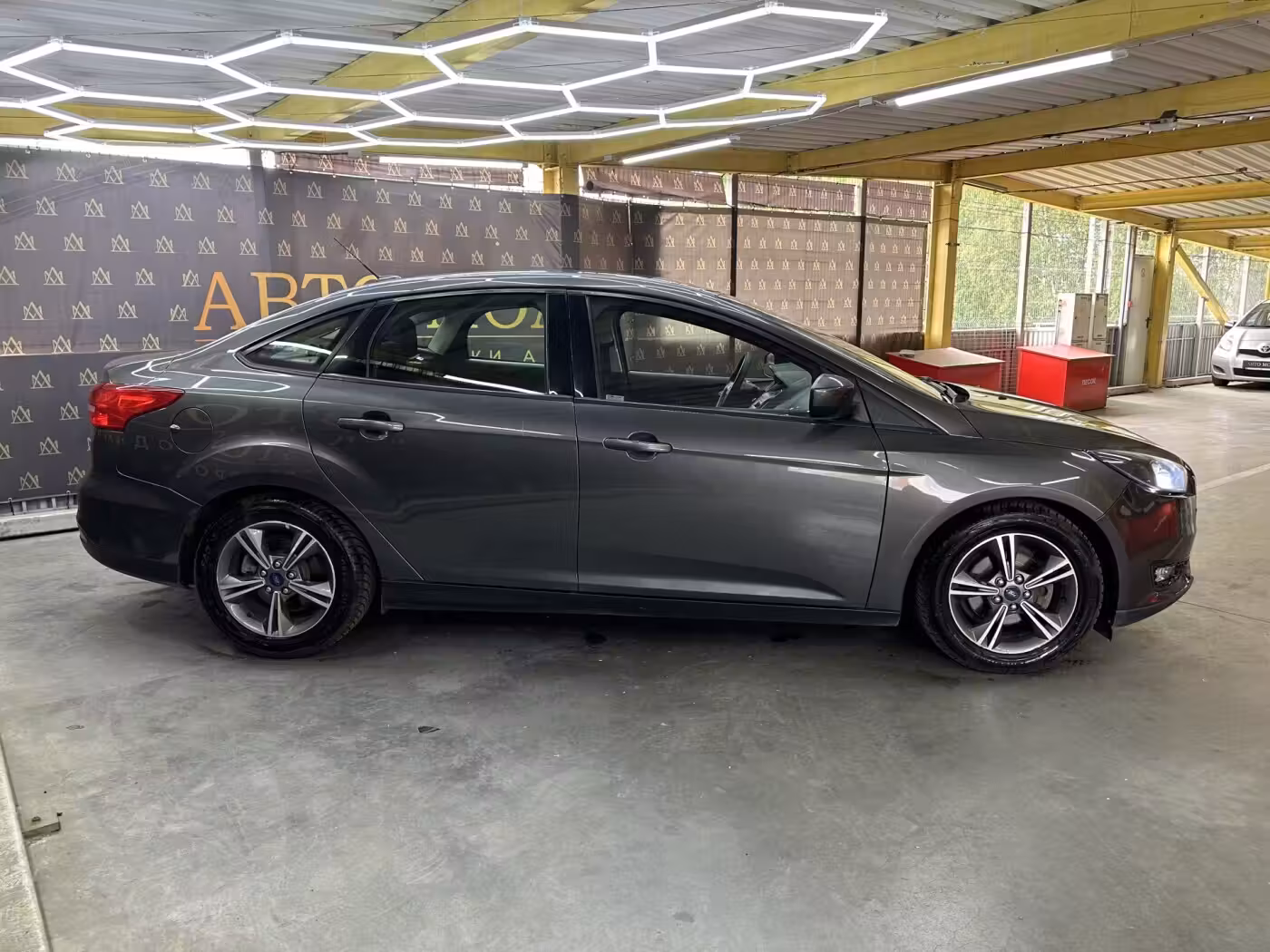 Ford Focus фото 5
