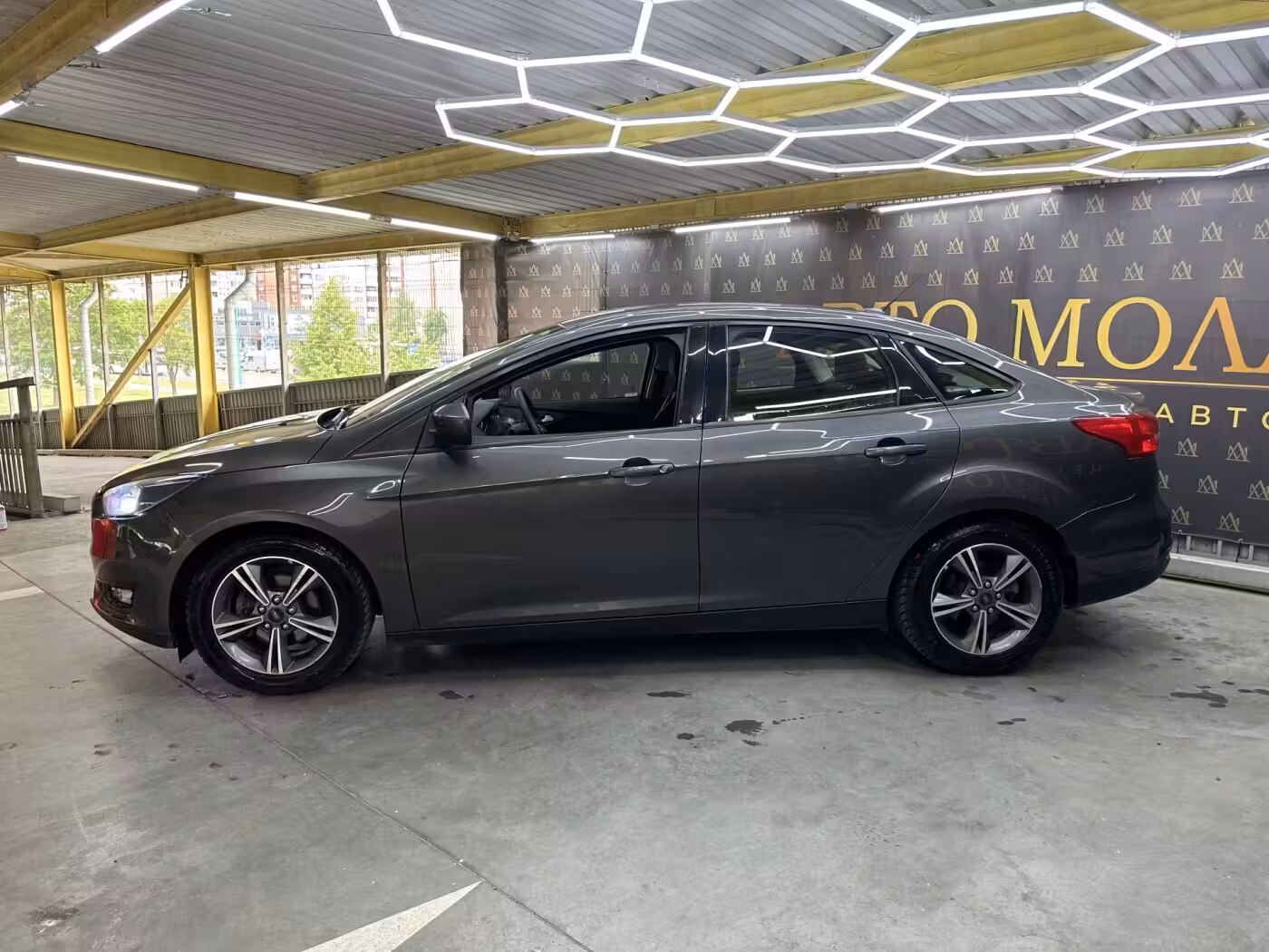 Ford Focus фото 6