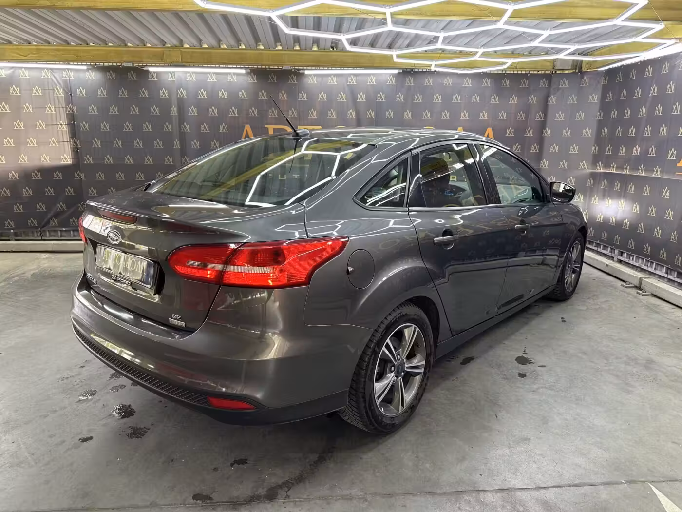 Ford Focus фото 9