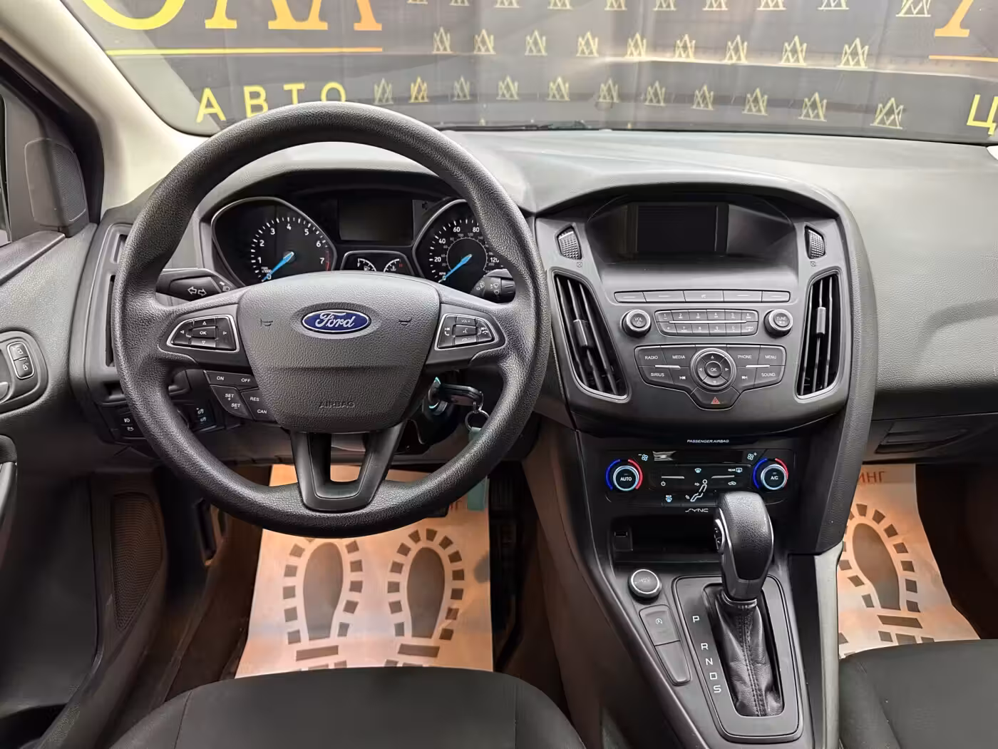 Ford Focus фото 11
