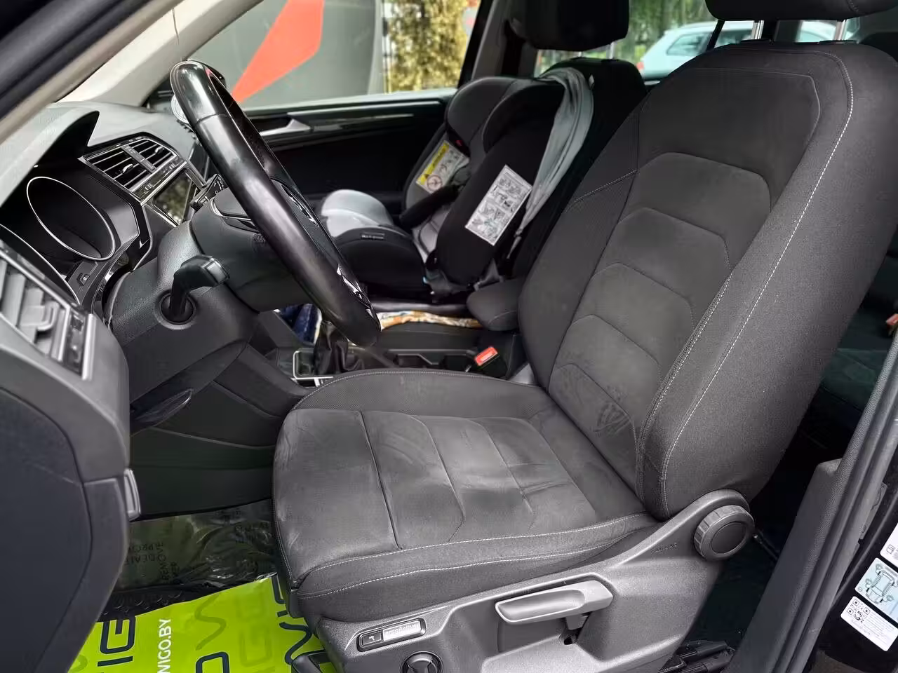 Volkswagen Tiguan фото 11