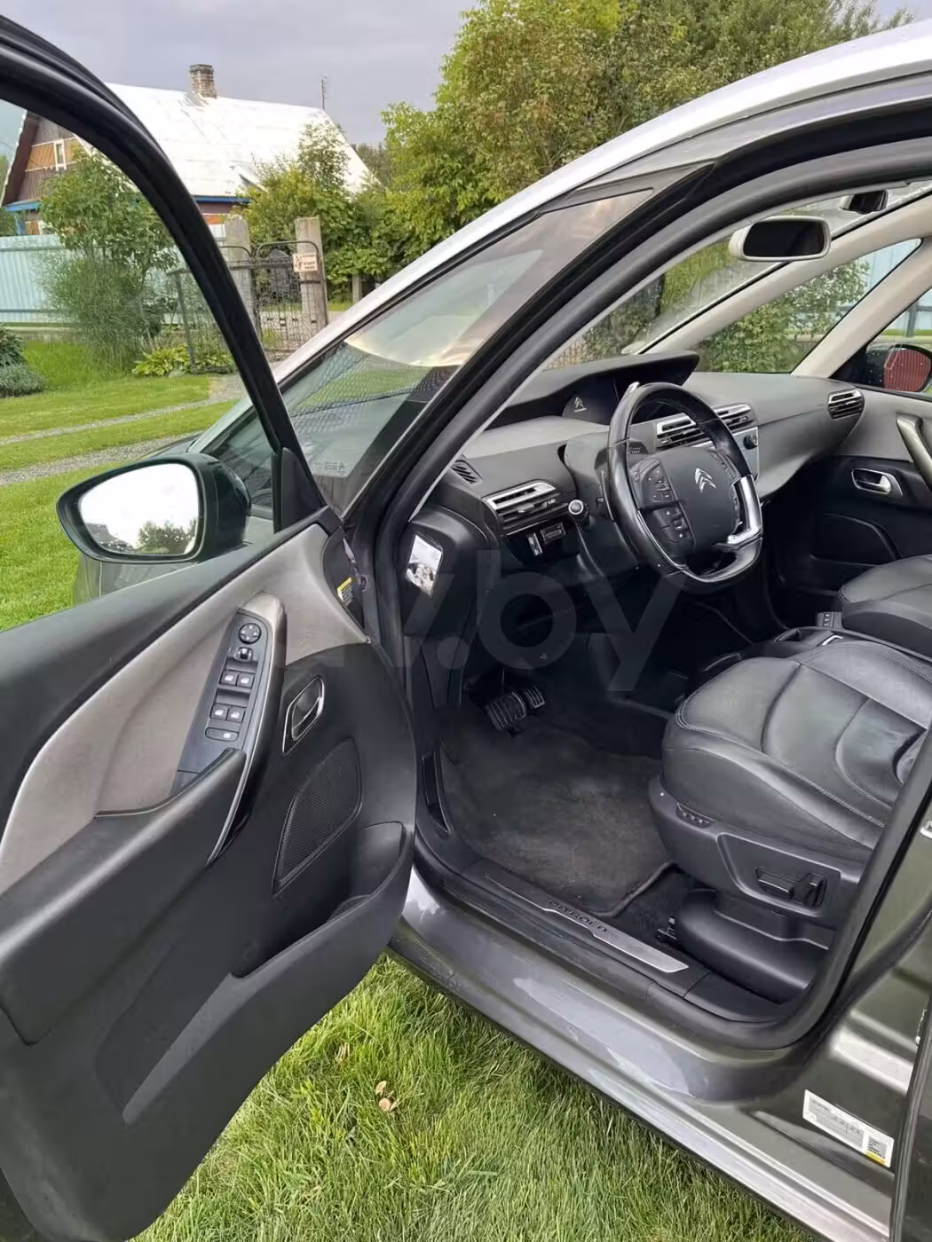 Citroen C4 Grand Spacetourer фото 10