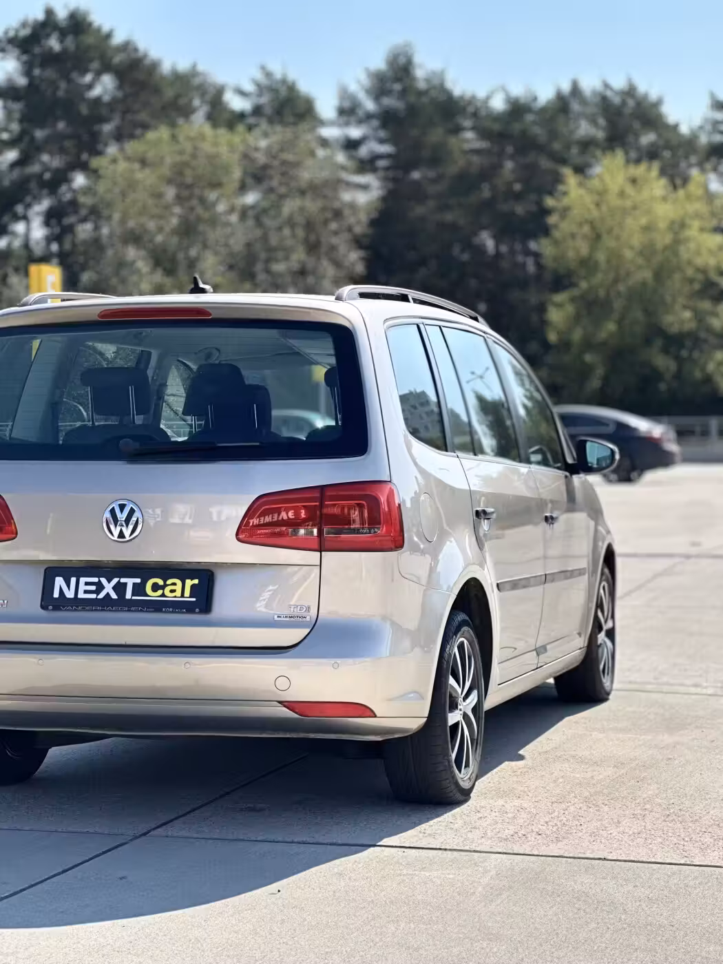 Volkswagen Touran фото 7