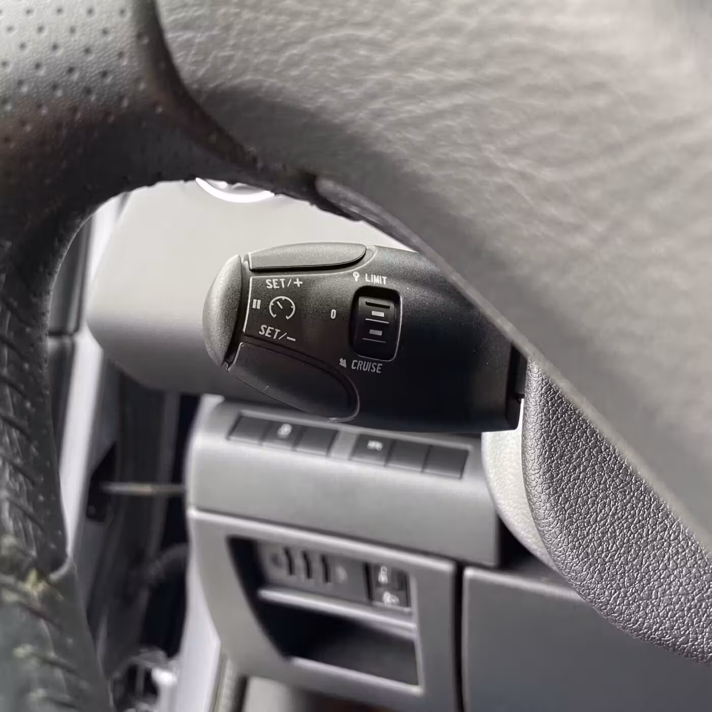 Peugeot 5008 фото 16