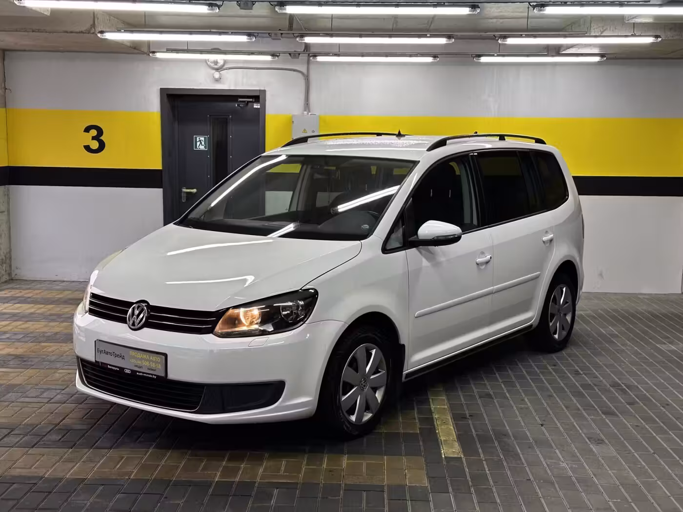 Volkswagen Touran фото 3