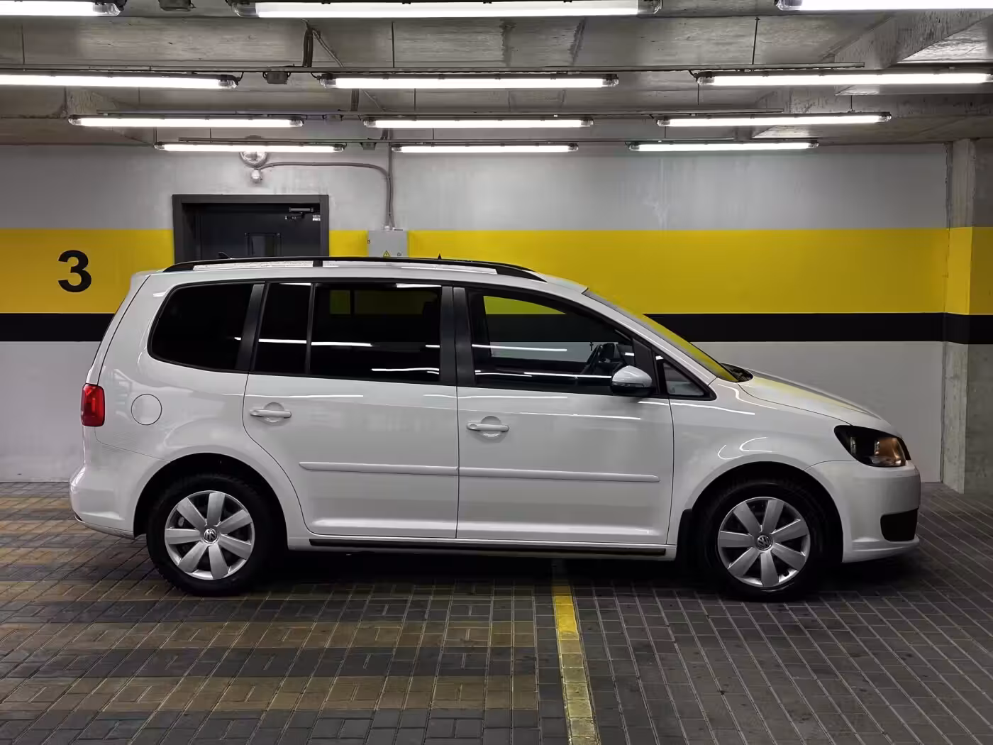 Volkswagen Touran фото 8