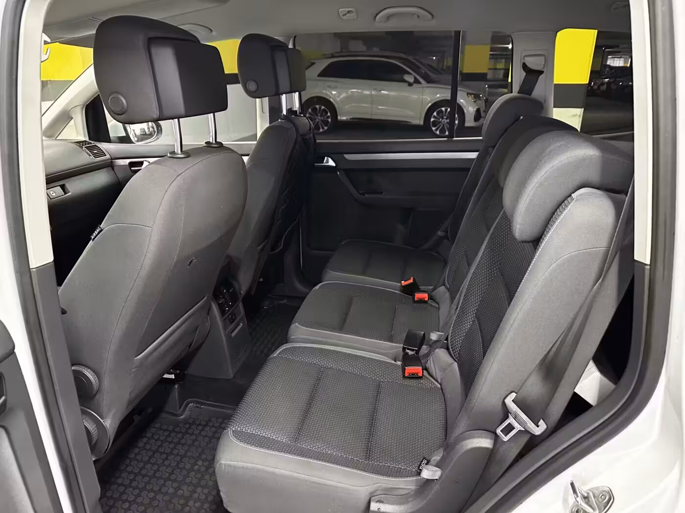 Volkswagen Touran фото 16