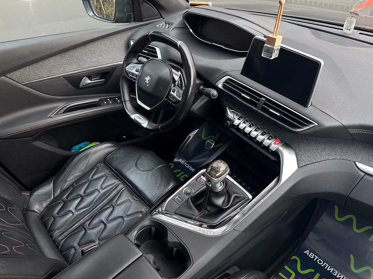Peugeot 3008 фото 17