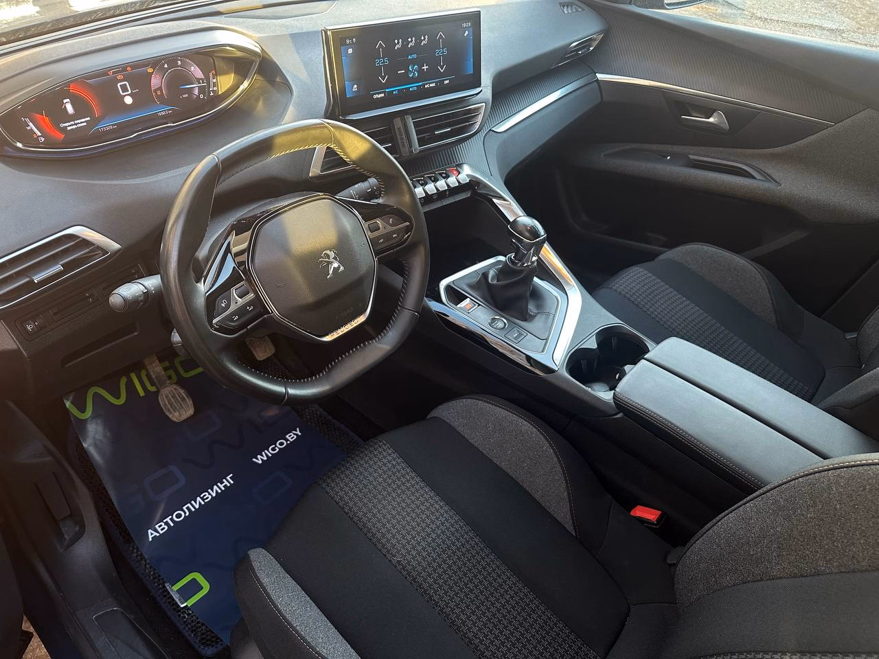 Peugeot 3008 фото 8