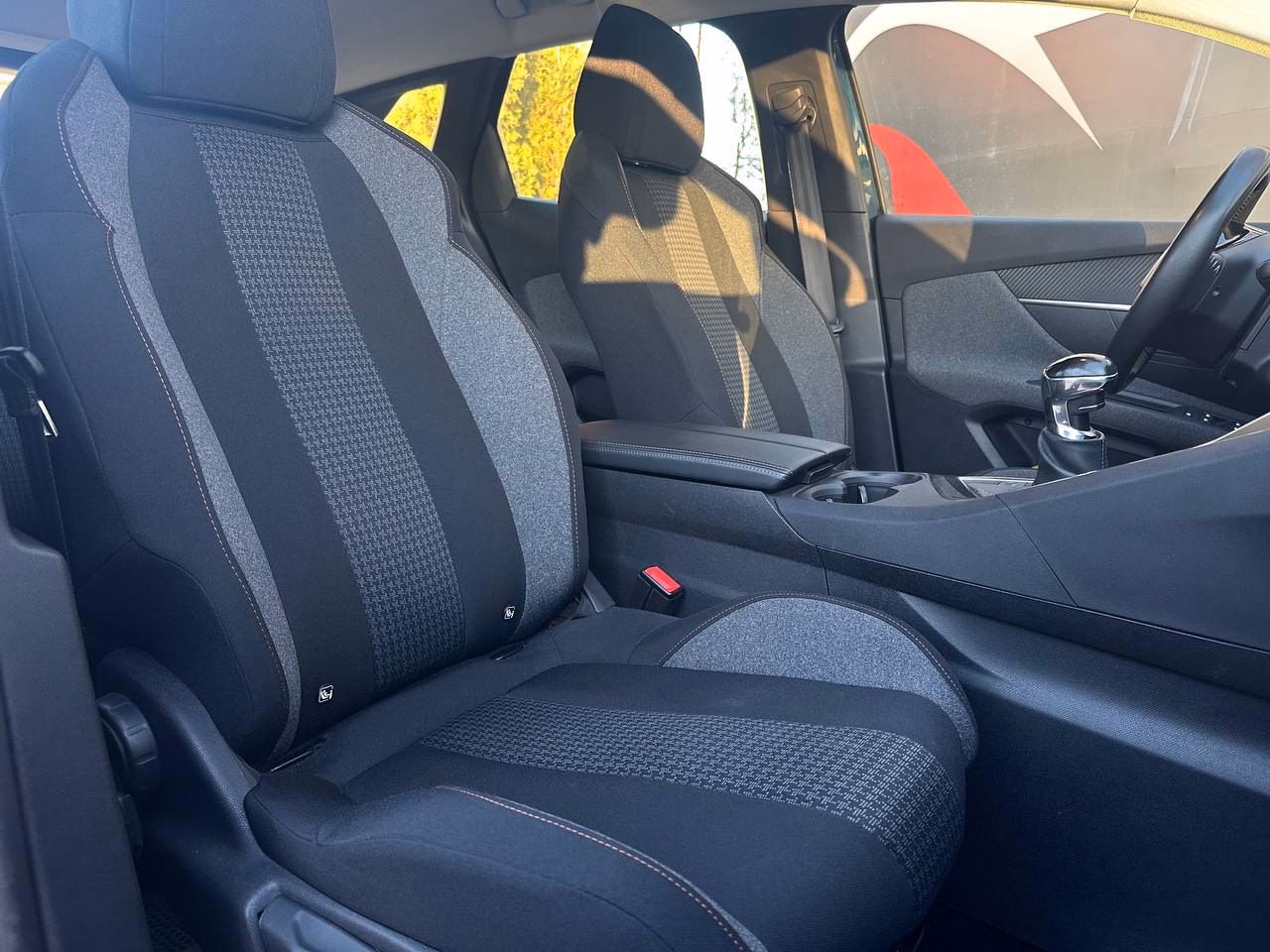Peugeot 3008 фото 12