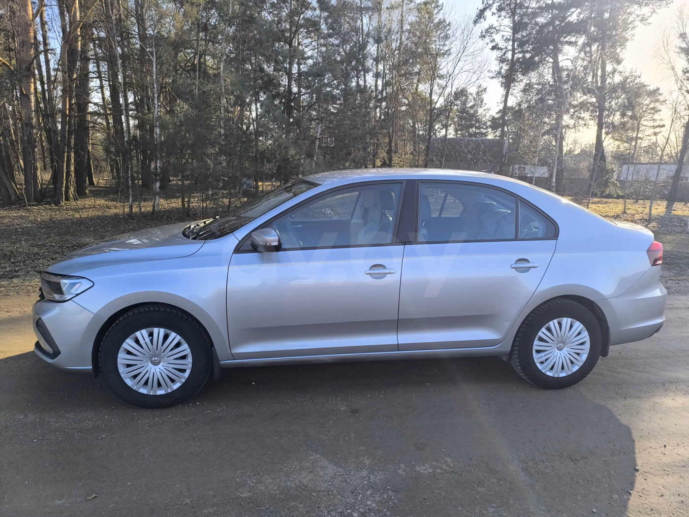 Volkswagen Polo Sedan фото 4