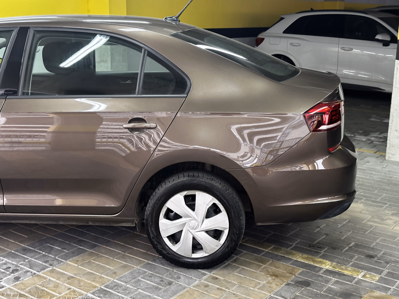 Volkswagen Polo Sedan фото 27