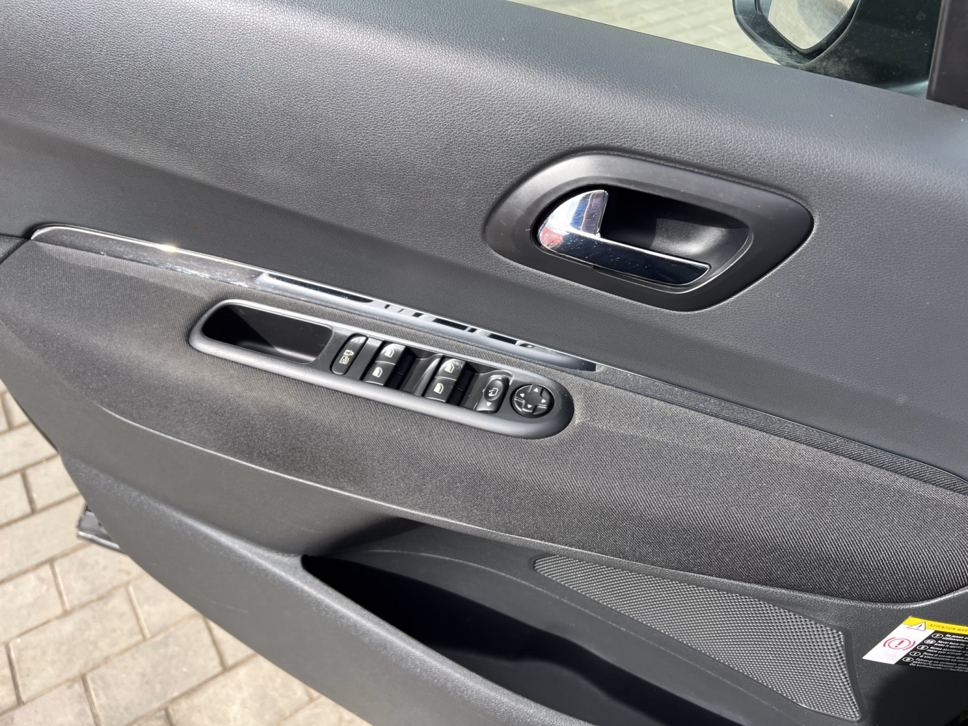Peugeot 3008 фото 30