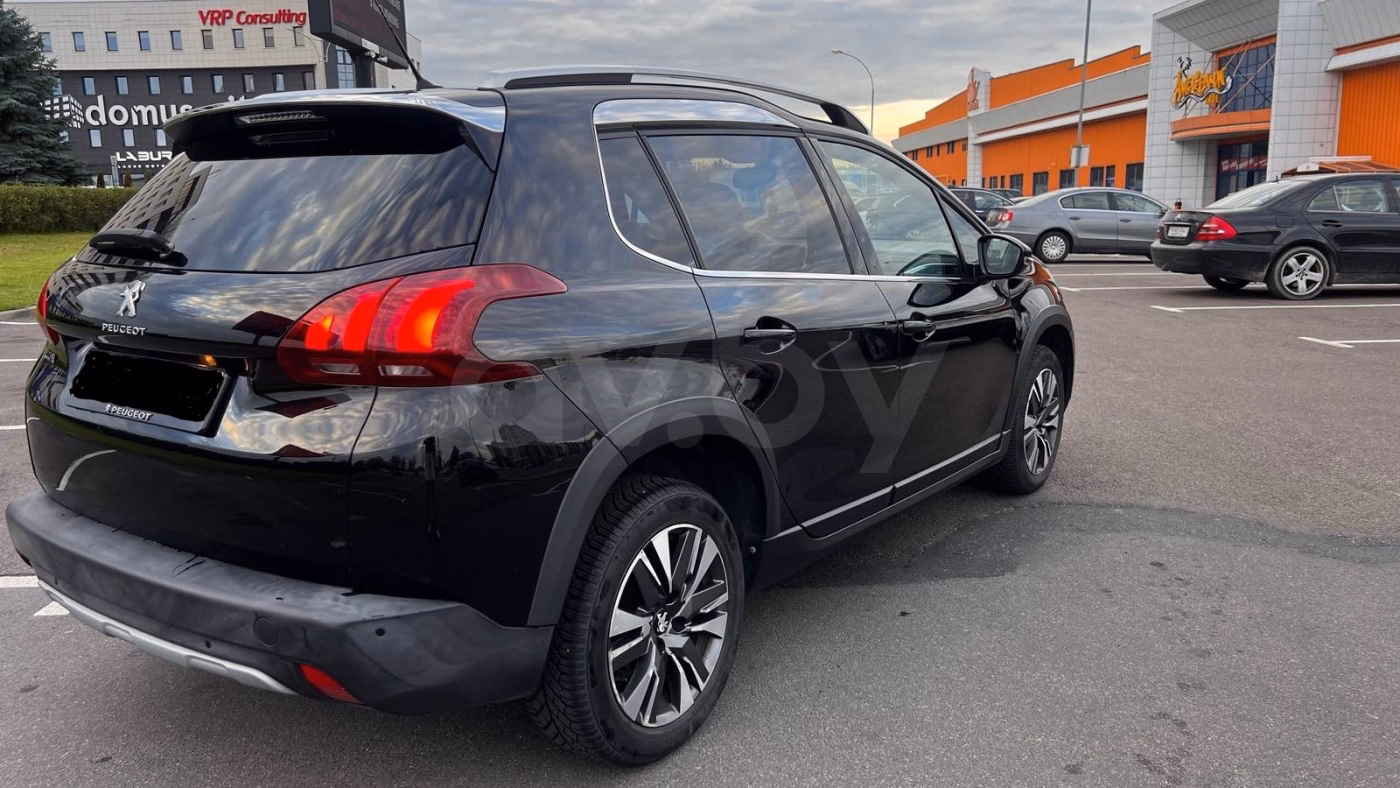 Peugeot 2008 фото 3