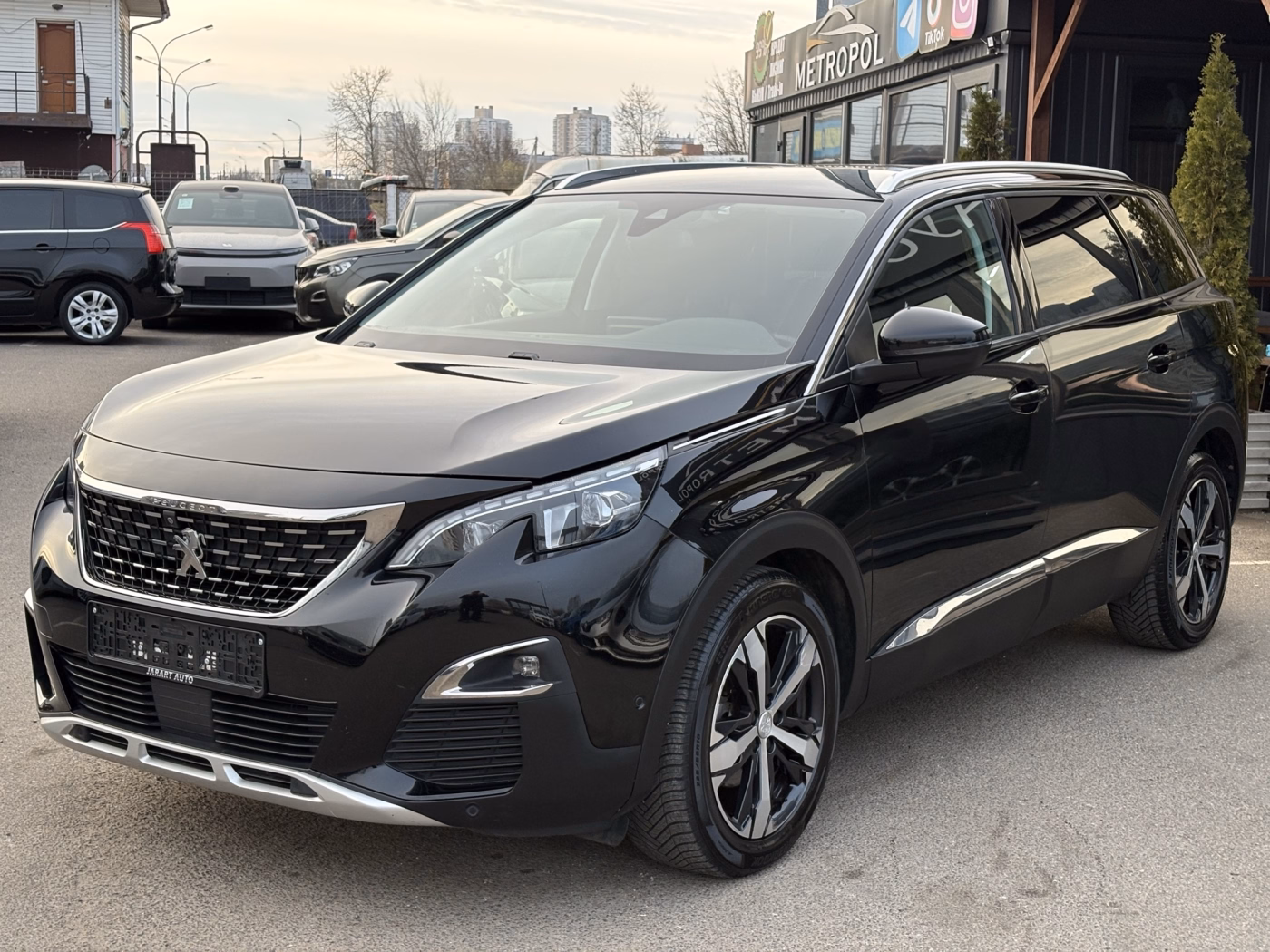 Peugeot 5008 фото 3