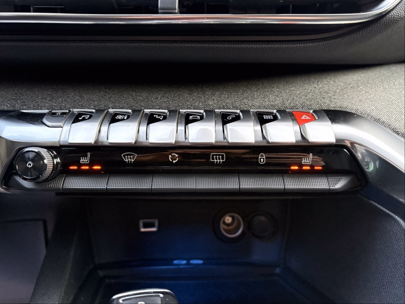 Peugeot 5008 фото 18