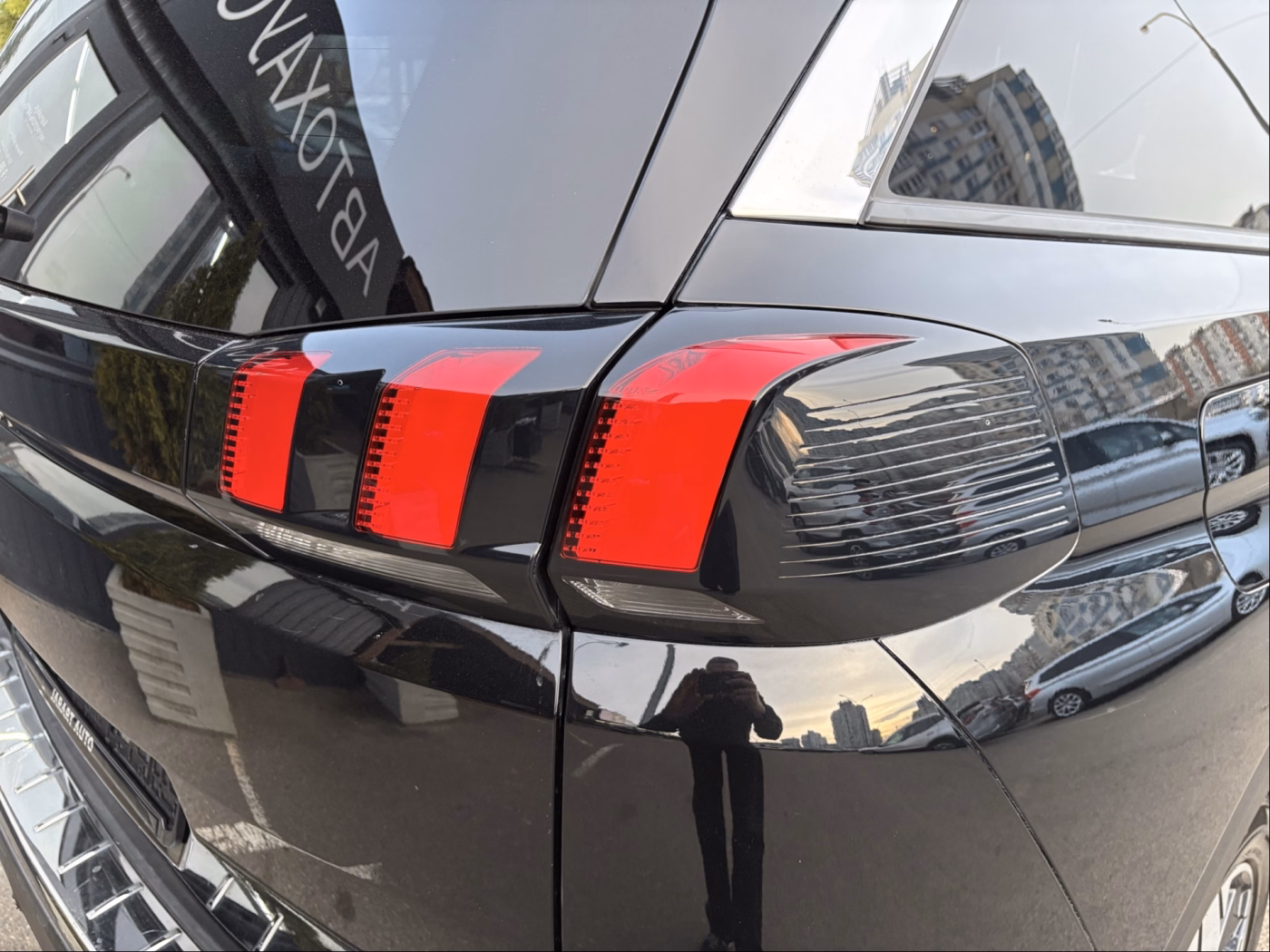 Peugeot 5008 фото 11
