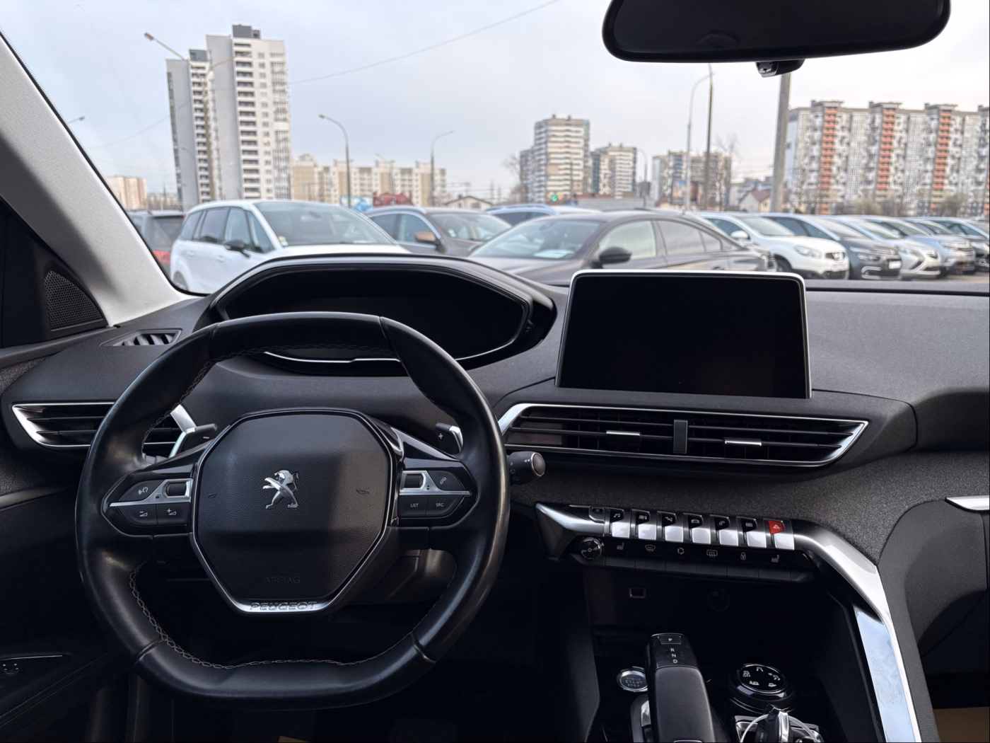 Peugeot 5008 фото 17