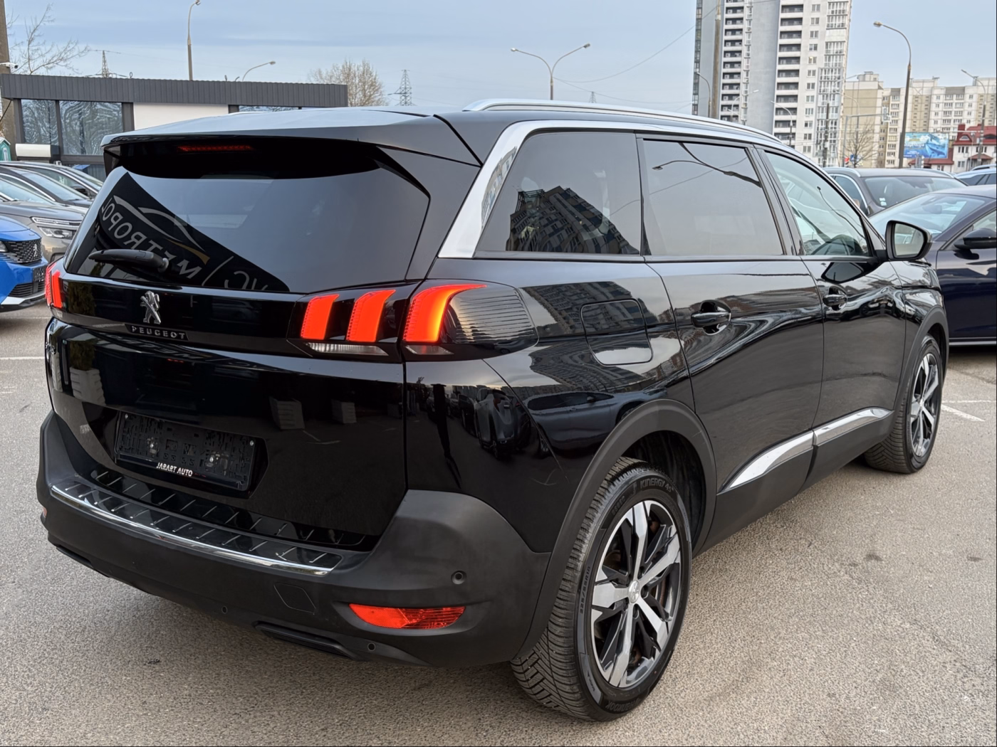 Peugeot 5008 фото 25