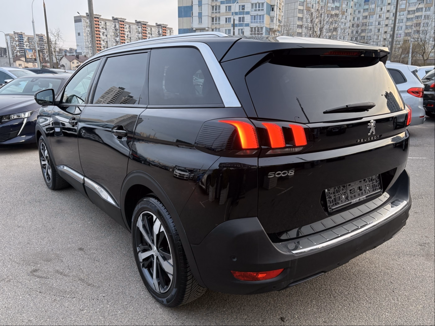 Peugeot 5008 фото 23