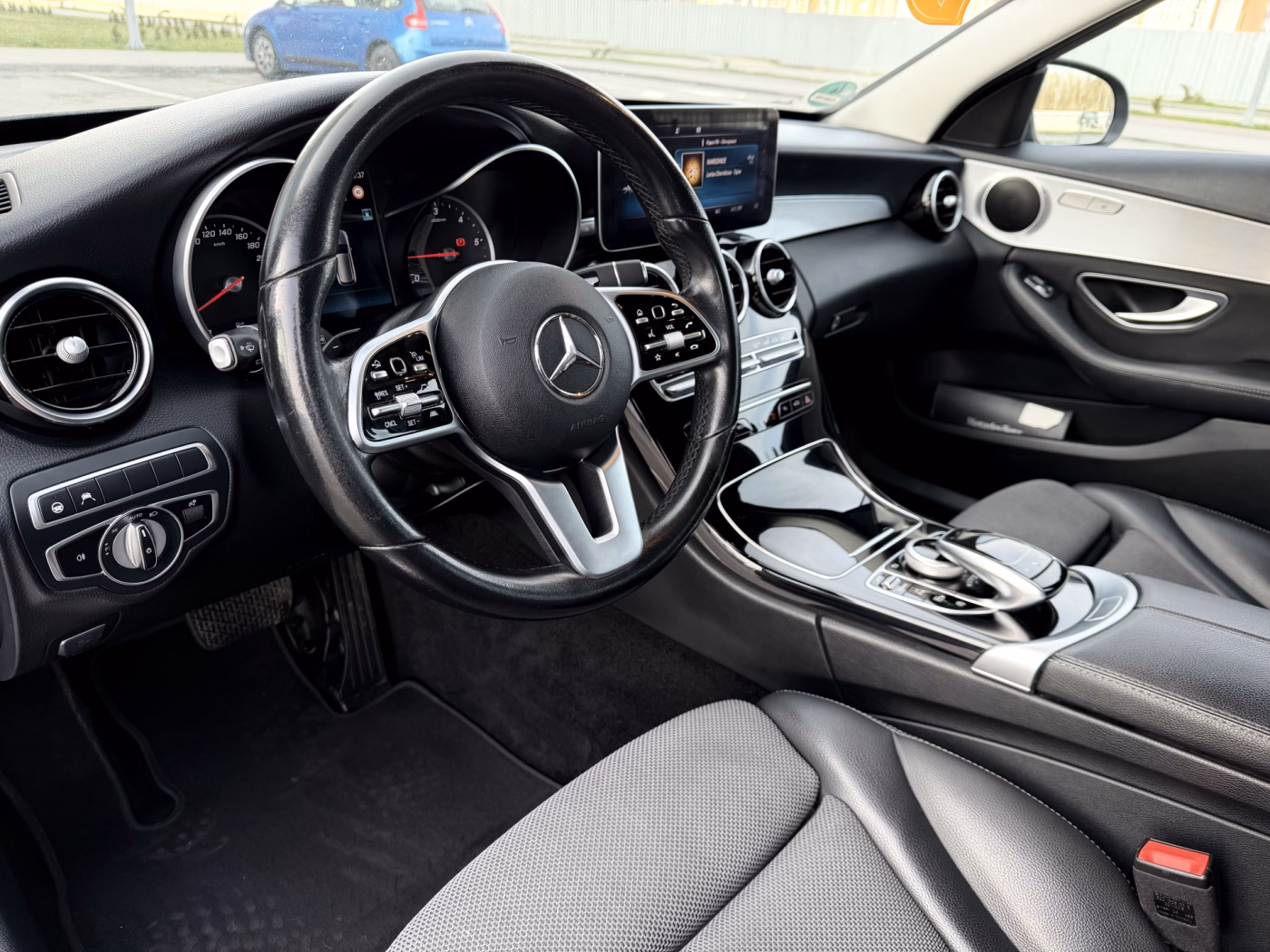 Mercedes-Benz C-Класс фото 11