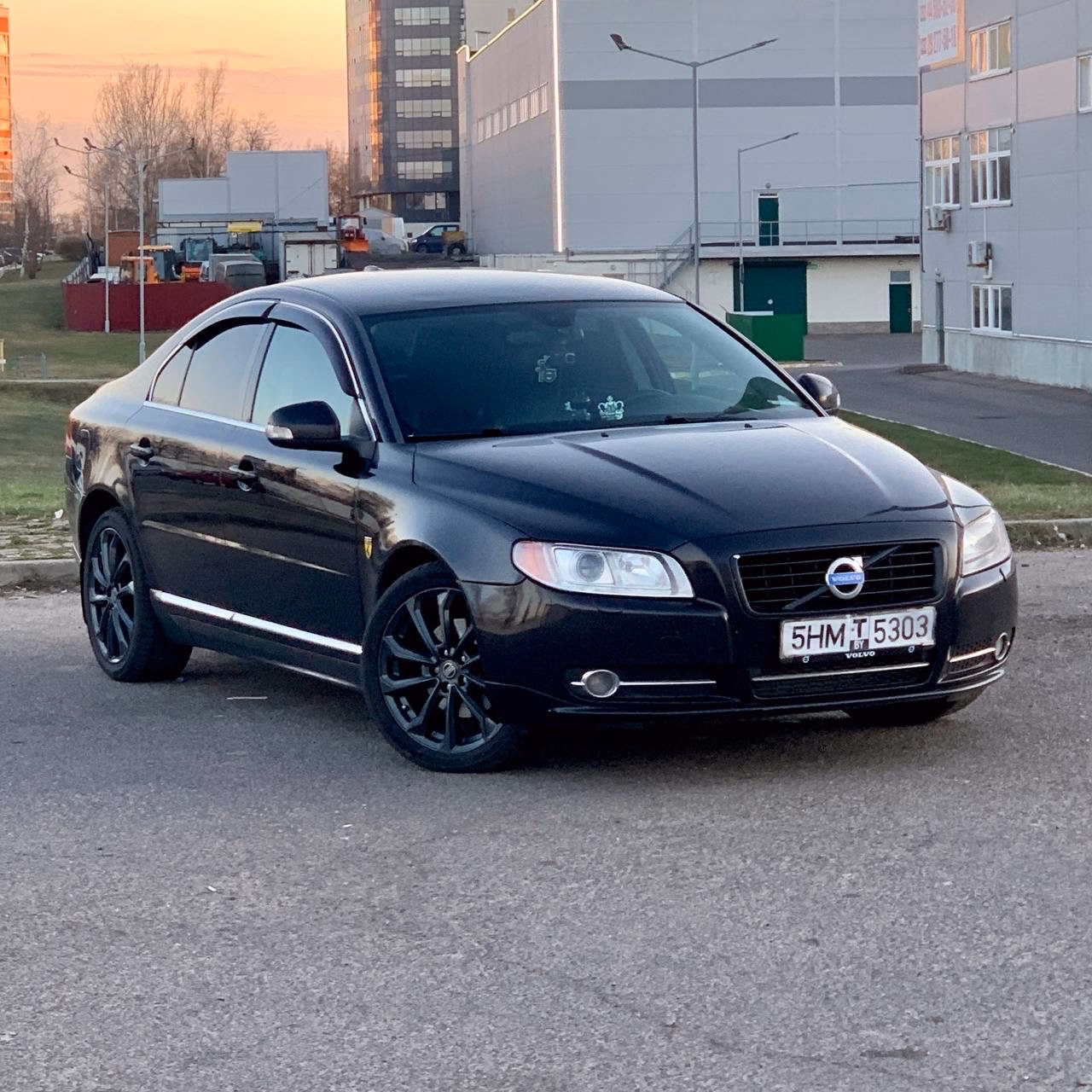 Volvo S80