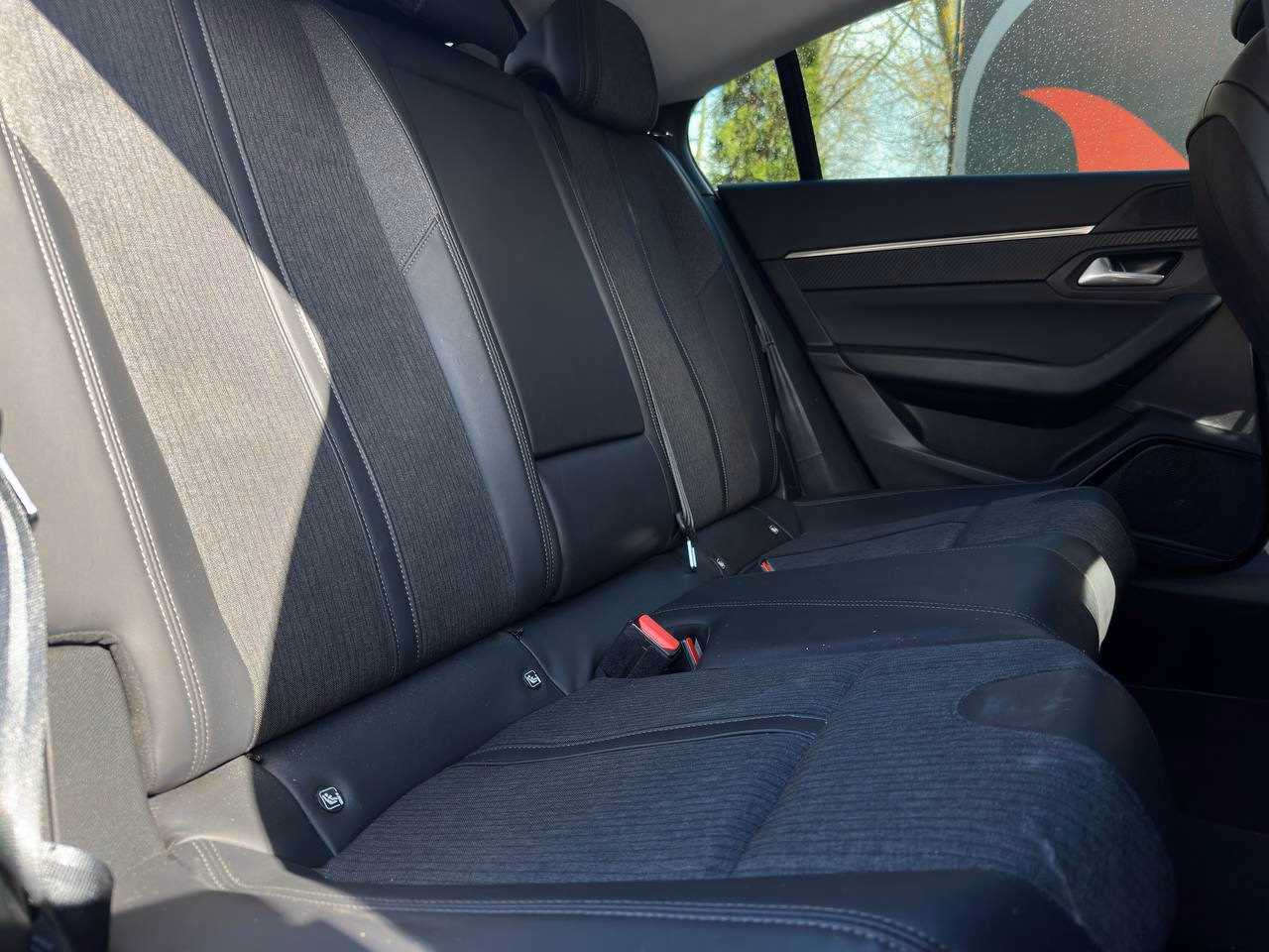 Peugeot 508 фото 11