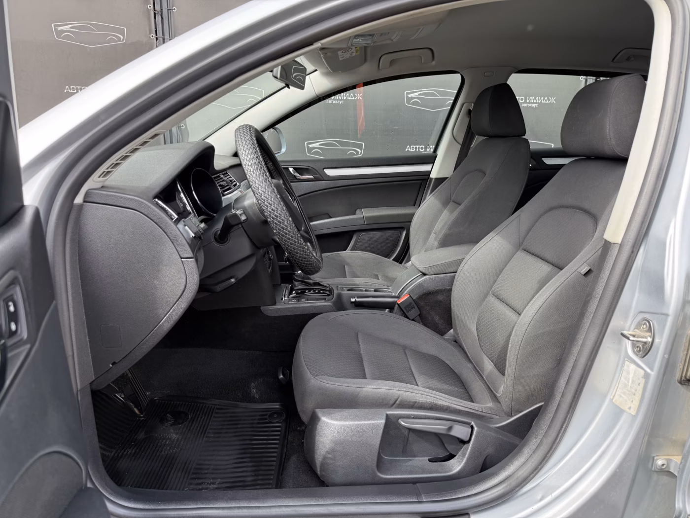 Skoda Superb фото 15