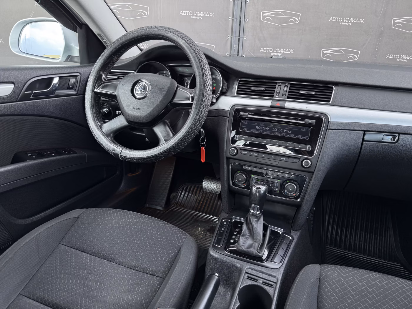 Skoda Superb фото 14