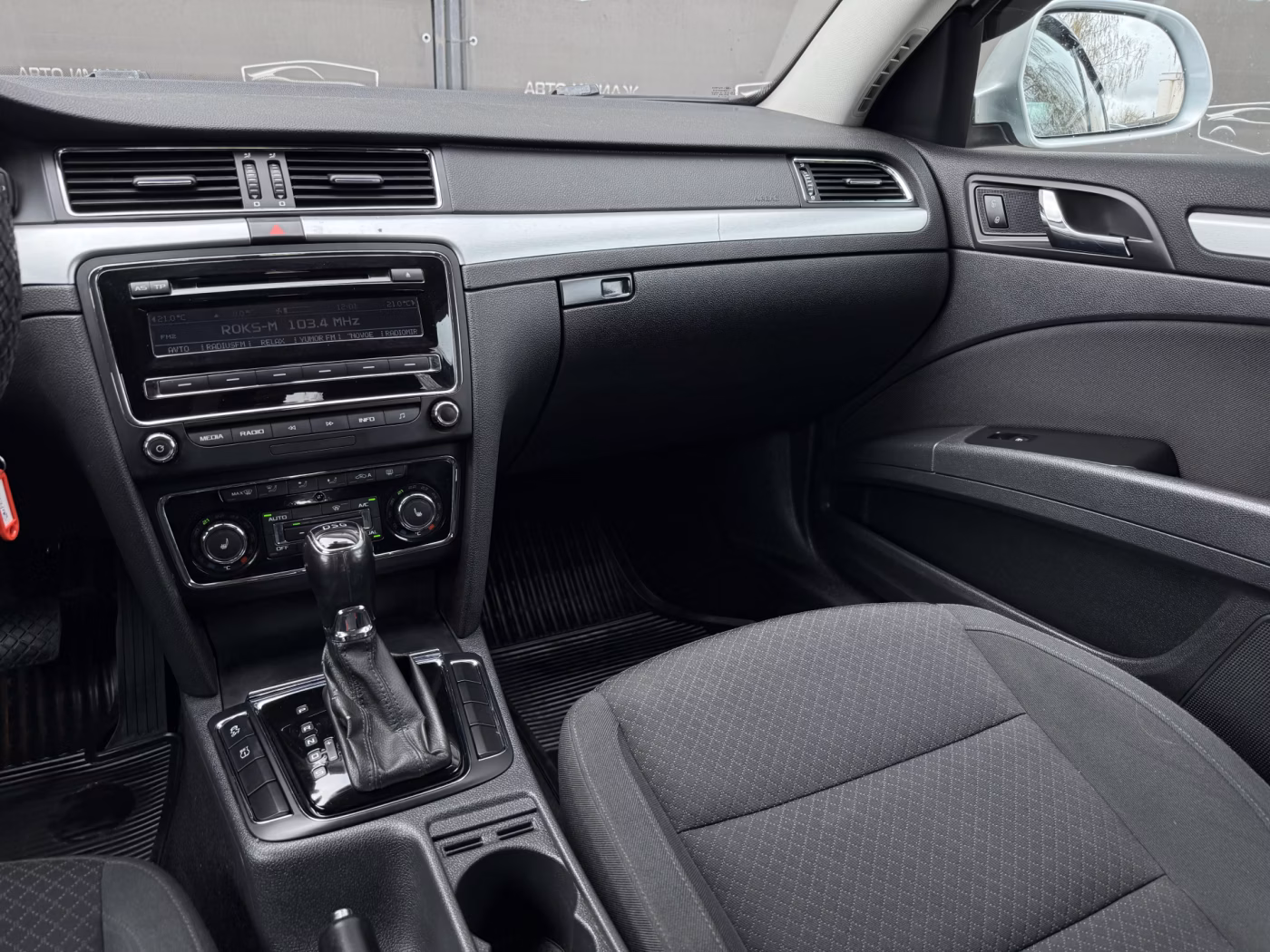 Skoda Superb фото 16