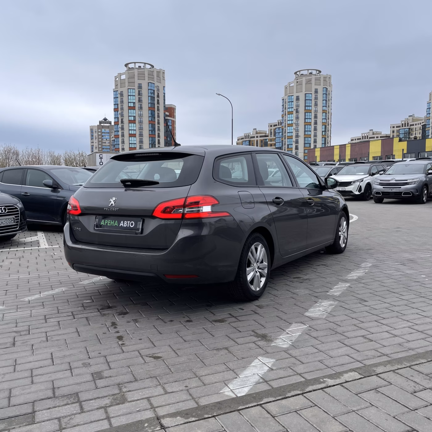 Peugeot 308 фото 4