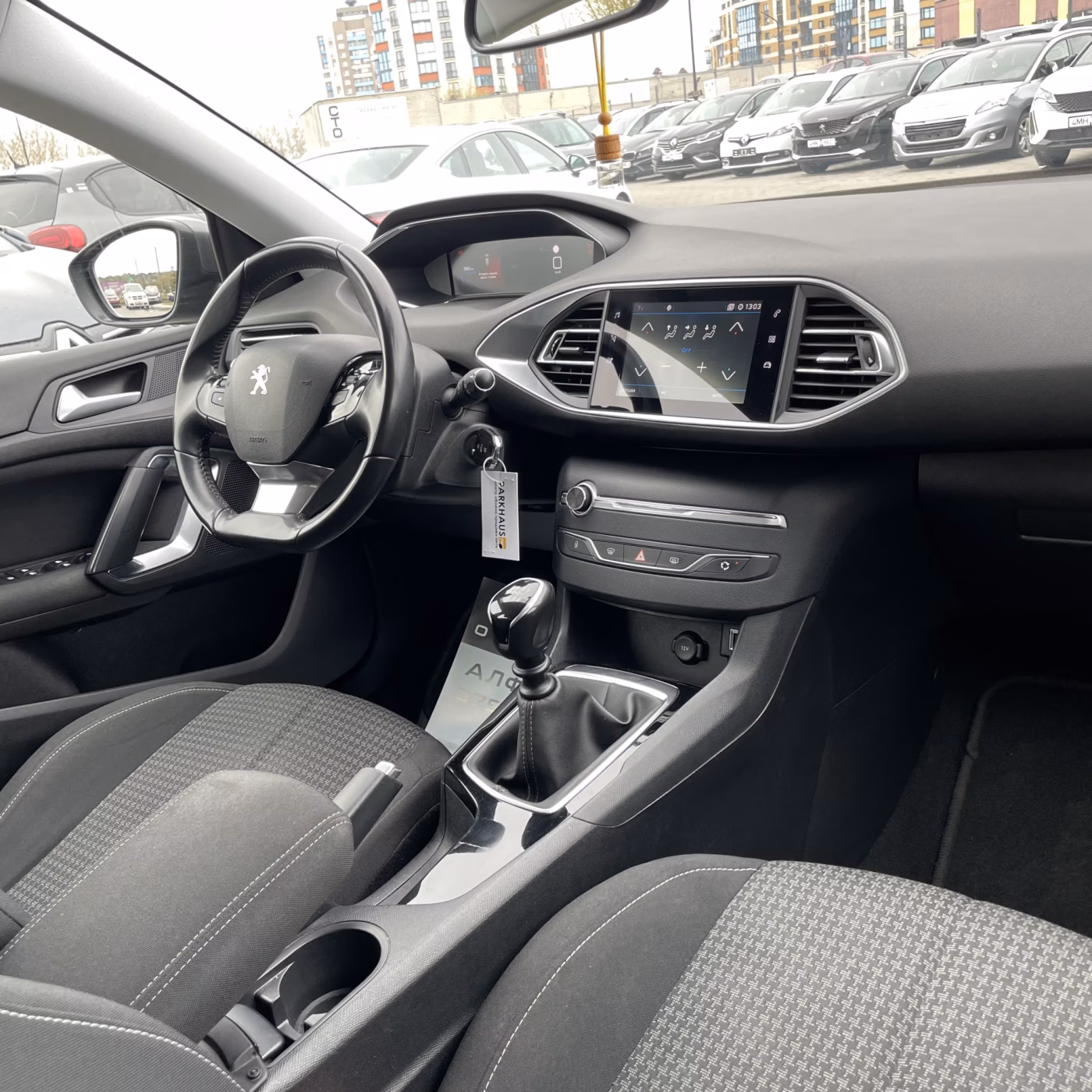 Peugeot 308 фото 22