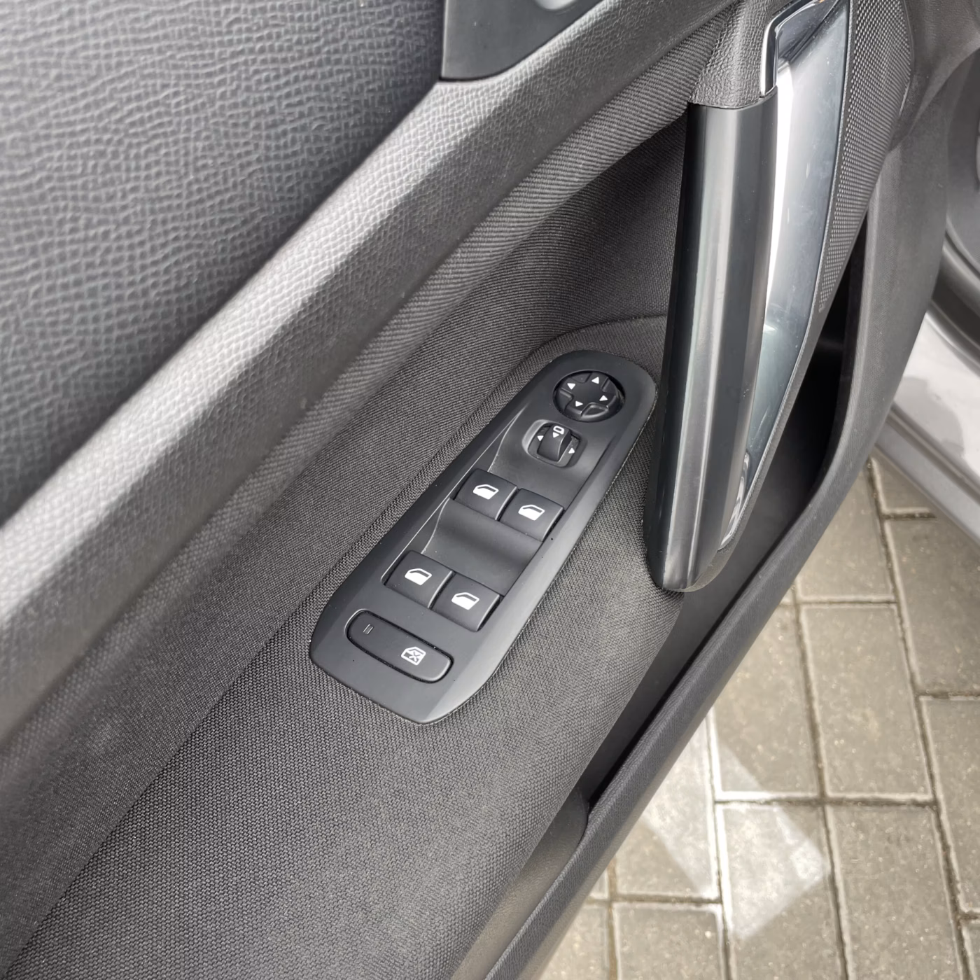 Peugeot 308 фото 10