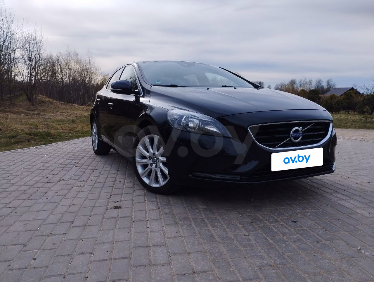 Volvo V40