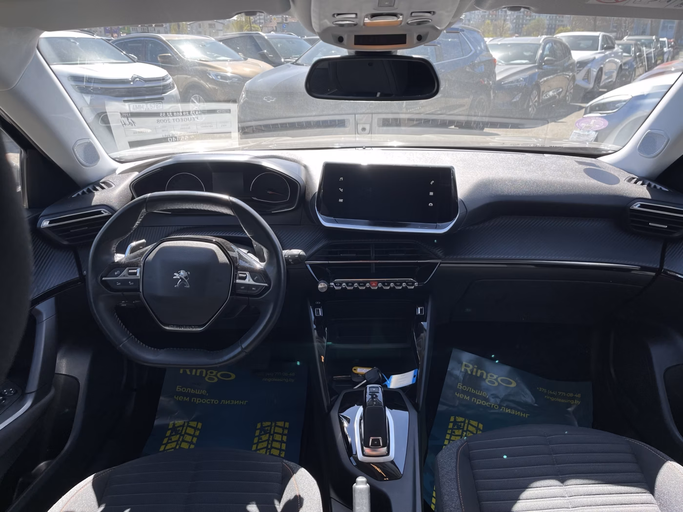 Peugeot 2008 фото 17