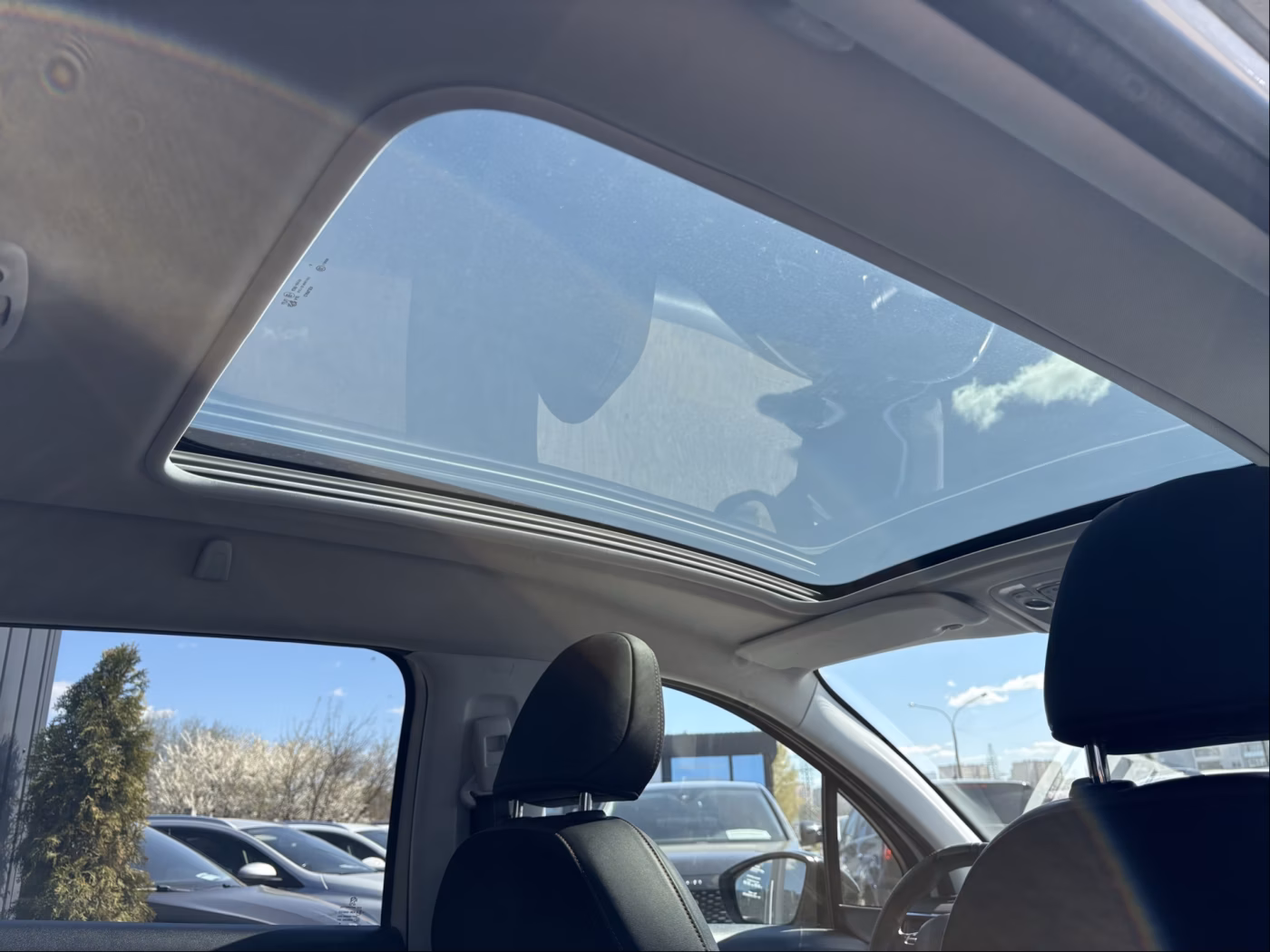 Peugeot 2008 фото 18