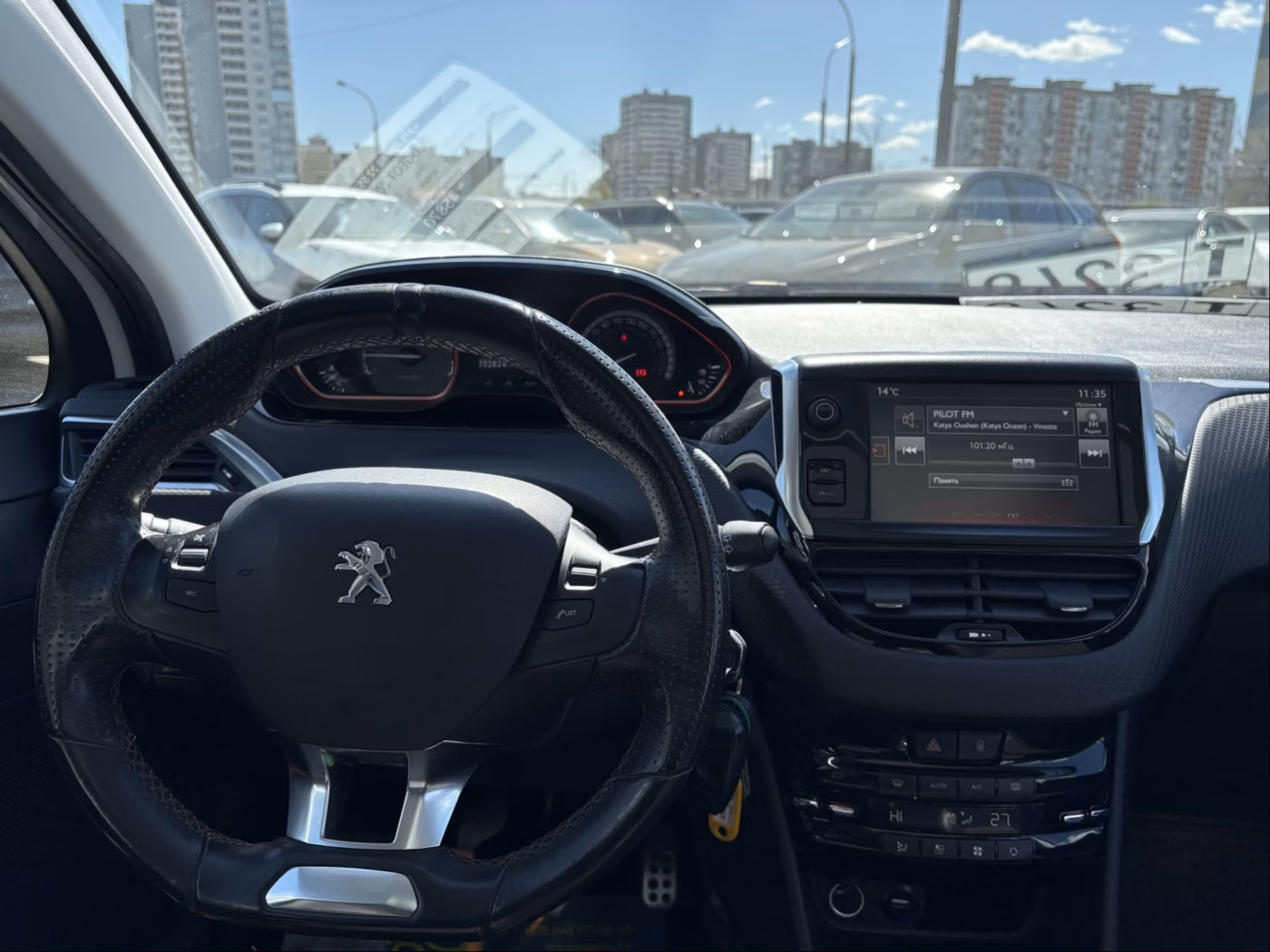 Peugeot 2008 фото 17
