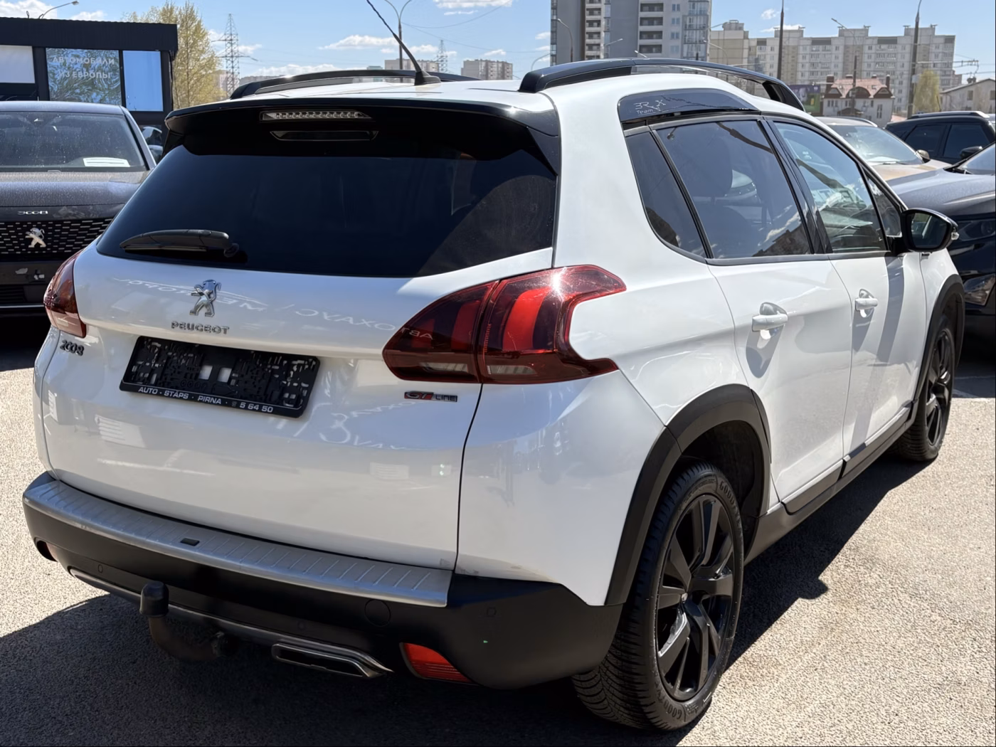 Peugeot 2008 фото 21